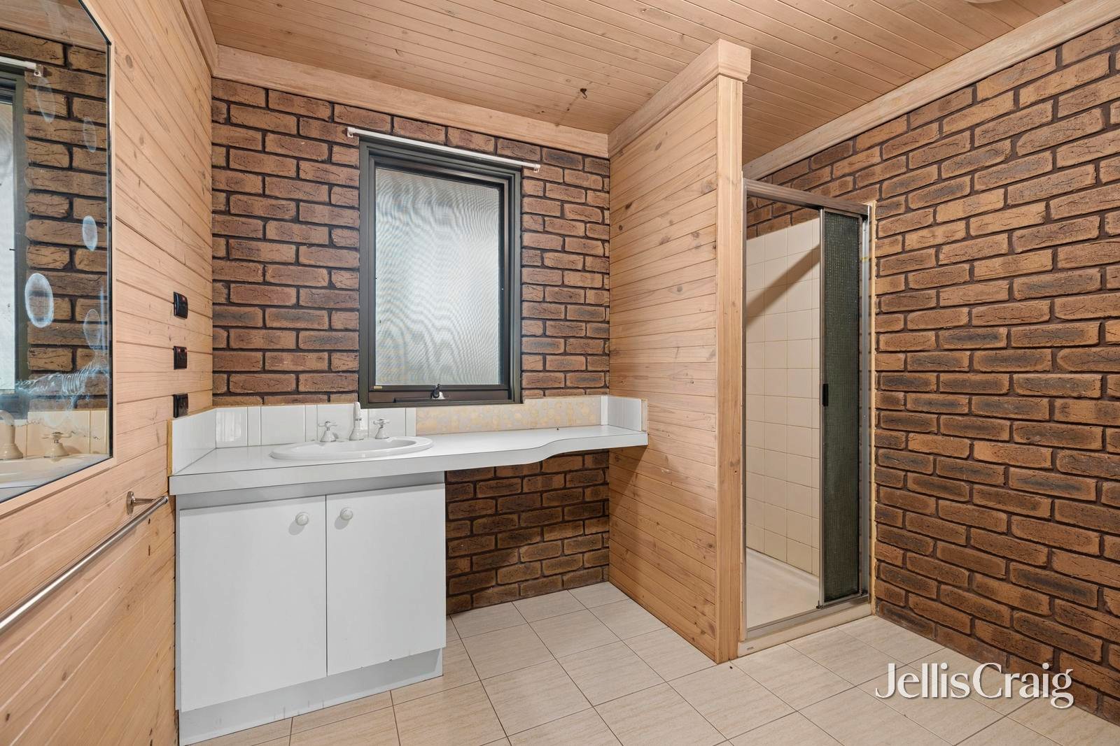 2 McMillan Road, Green&nbsp;Gully image 10