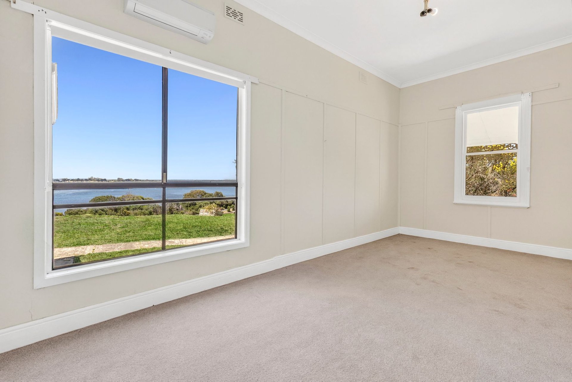 2 Mercer Street, Queenscliff image 5