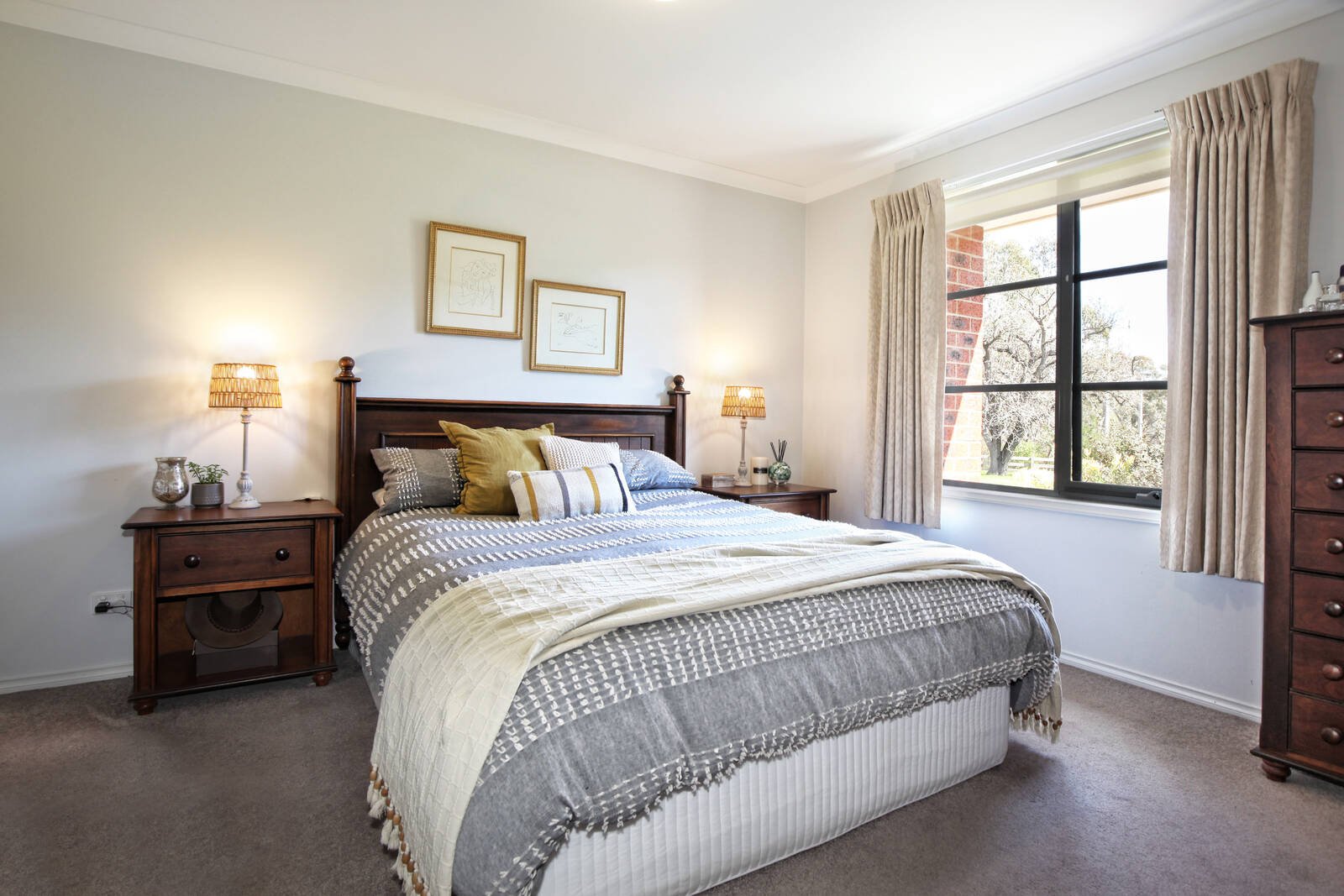 Property Gallery Thumbnail 7