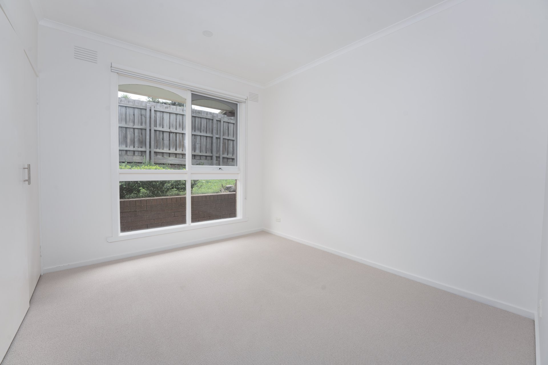 2 Millwood Court, Templestowe image 8