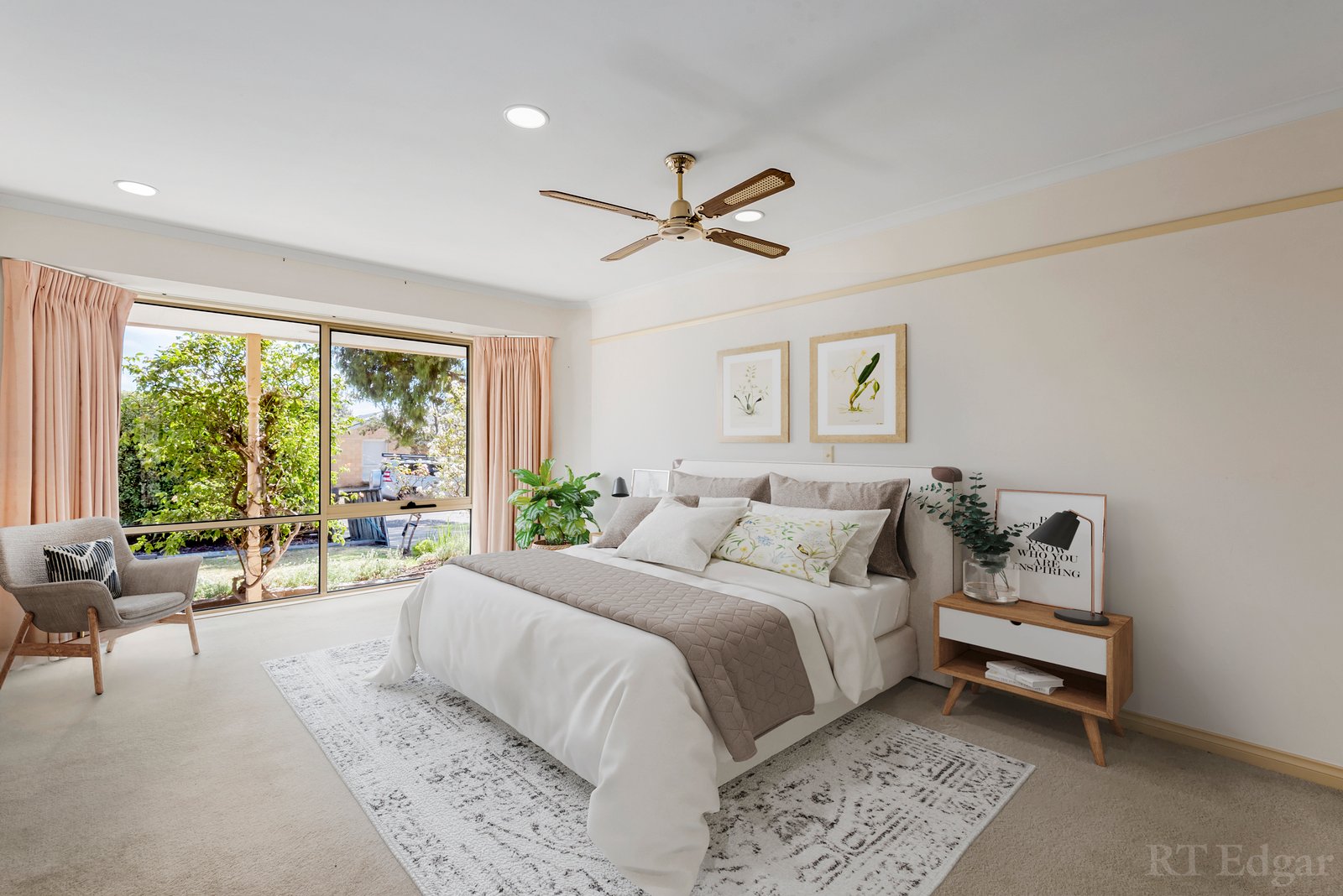 Property Gallery Thumbnail 6