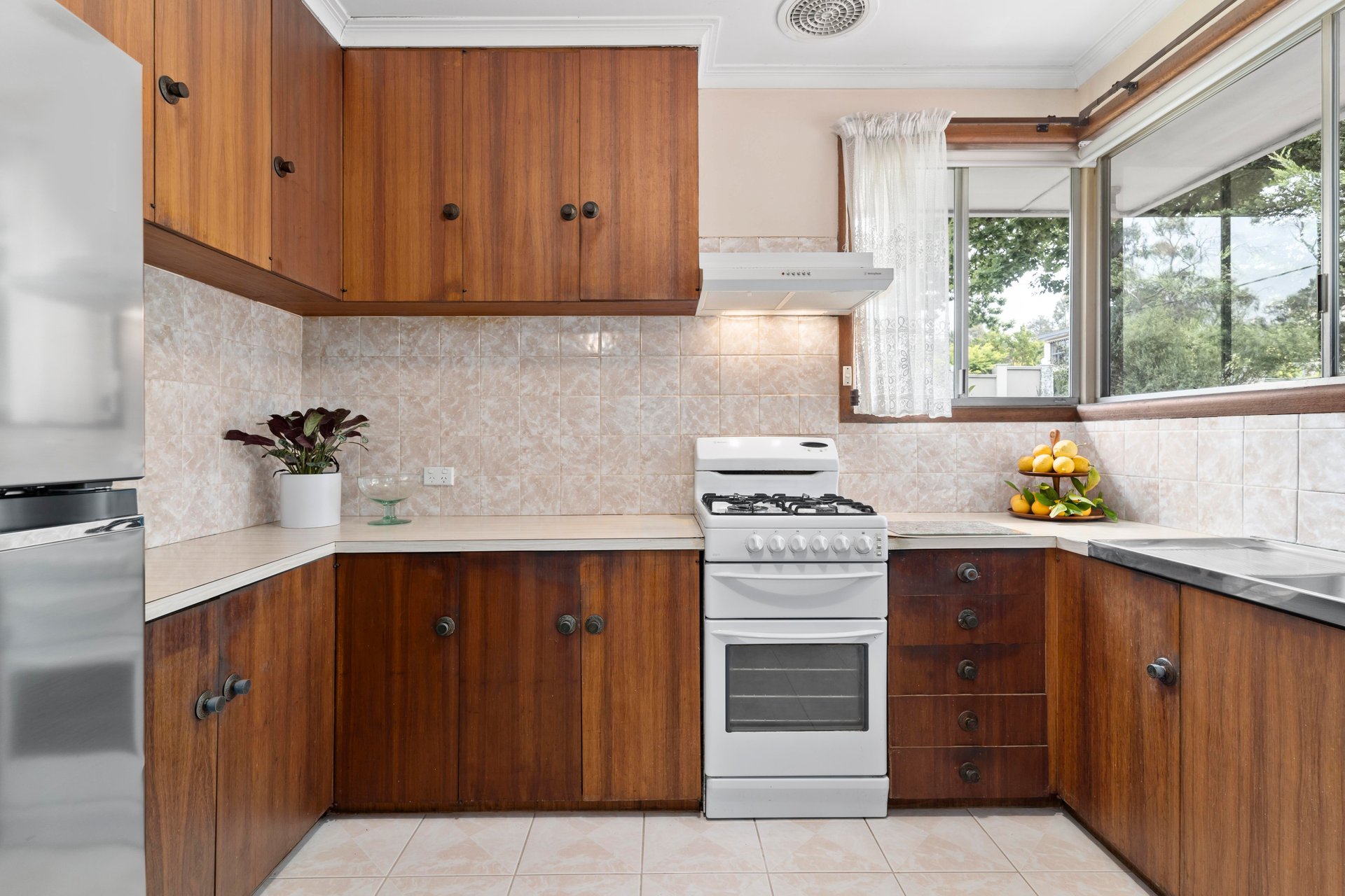 2 Milne Road, Park&nbsp;Orchards image 6