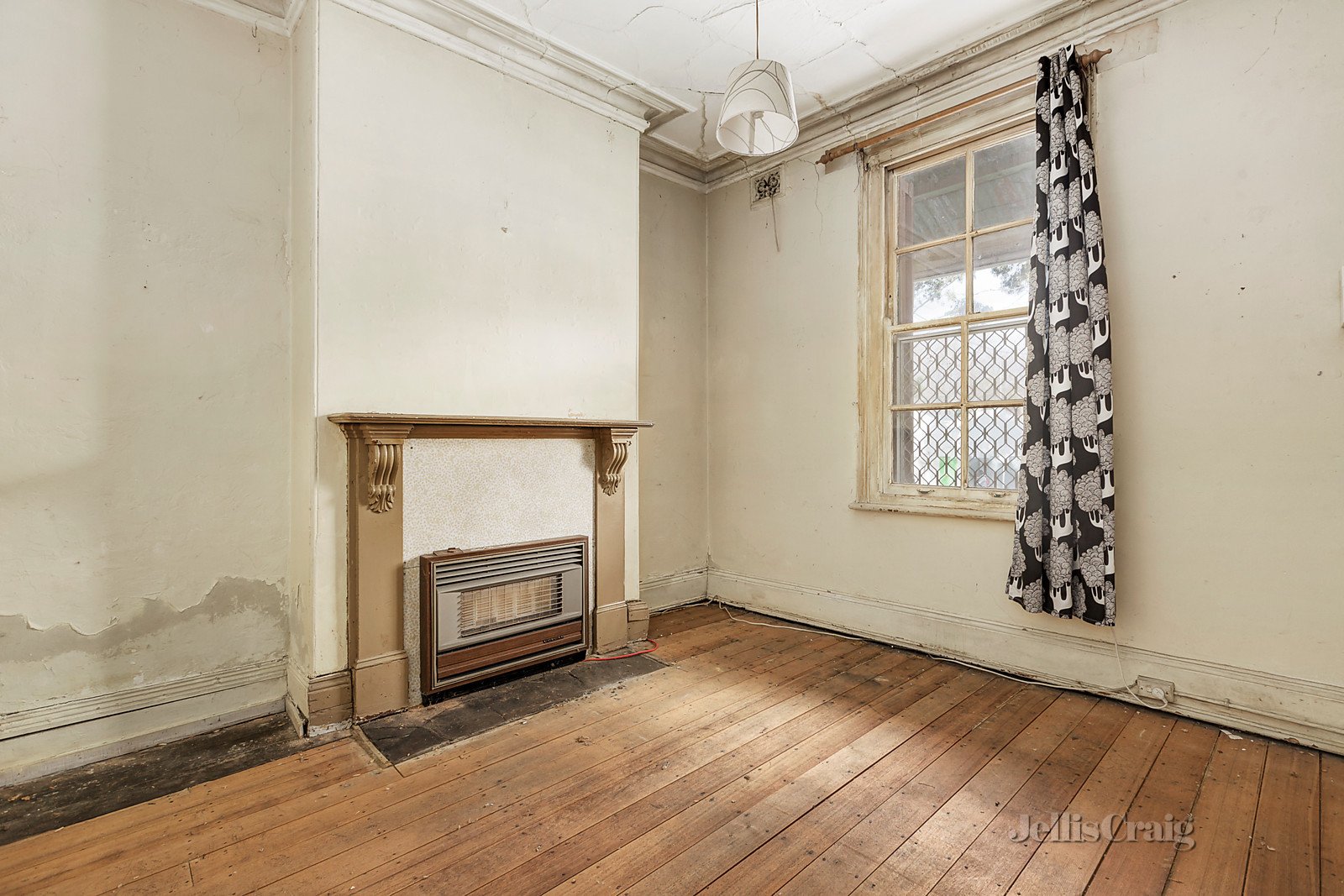 2 Molesworth Street, North Melbourne image 3