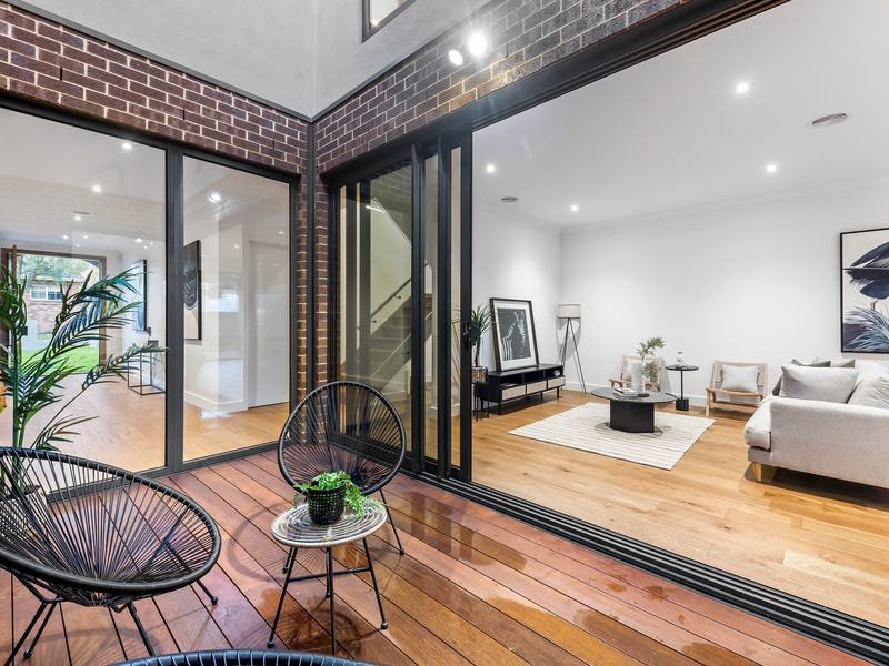 Property Gallery Thumbnail 6