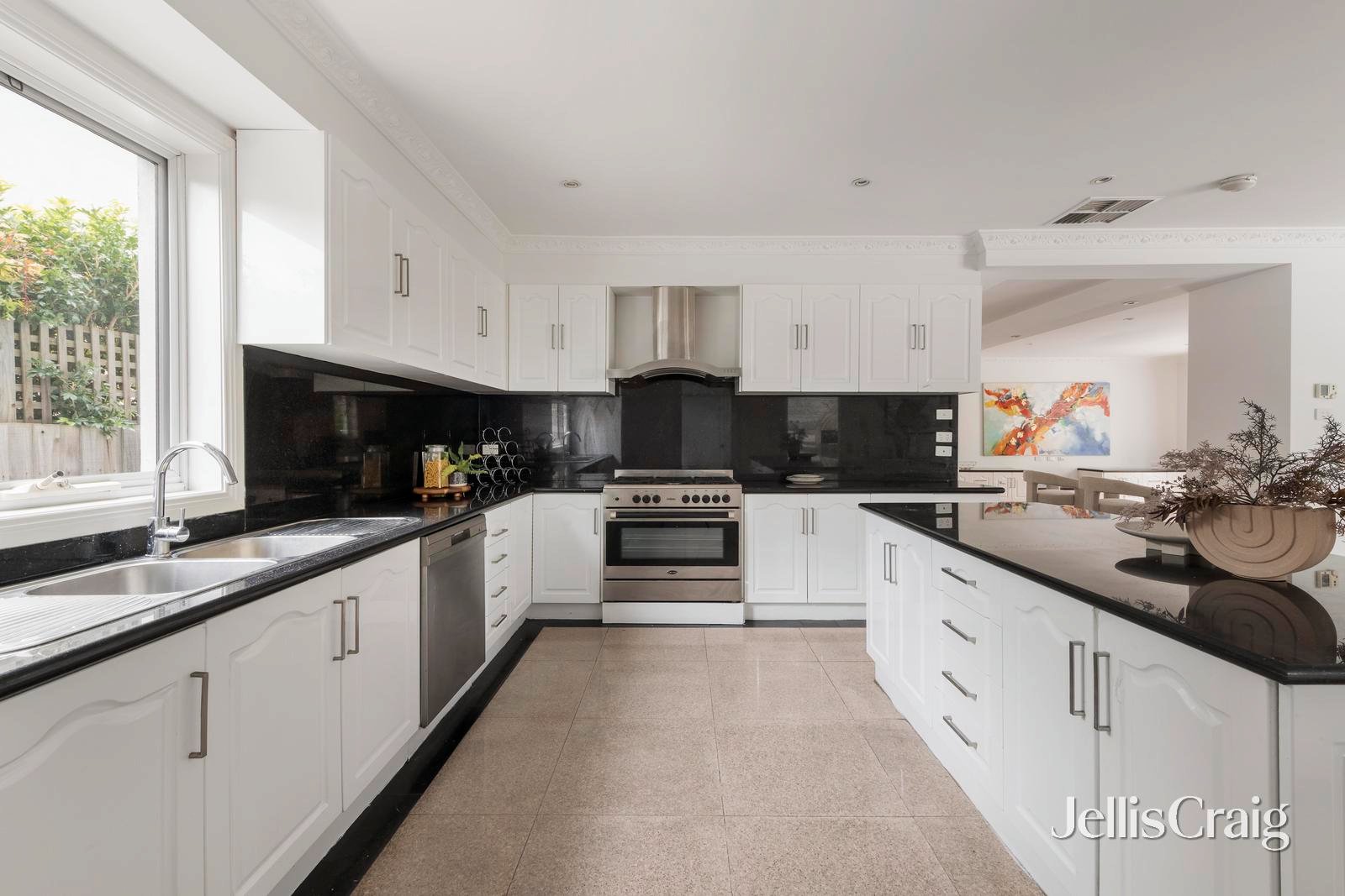 2 Monash Avenue, Balwyn image 11