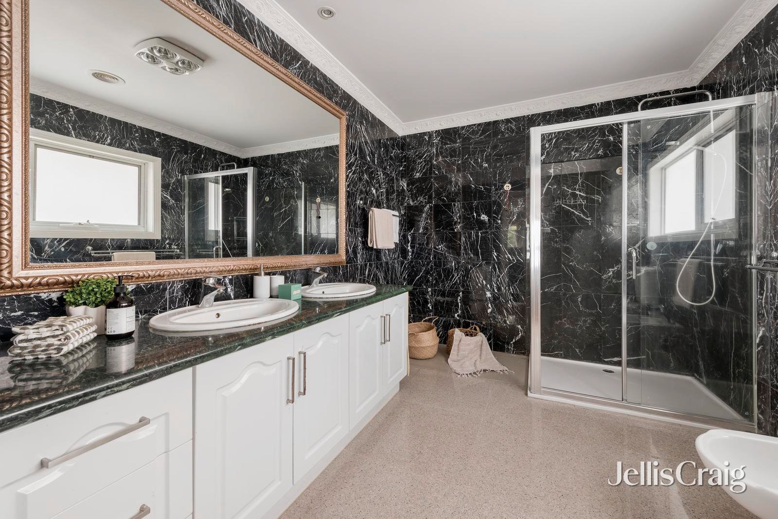 2 Monash Avenue, Balwyn image 13