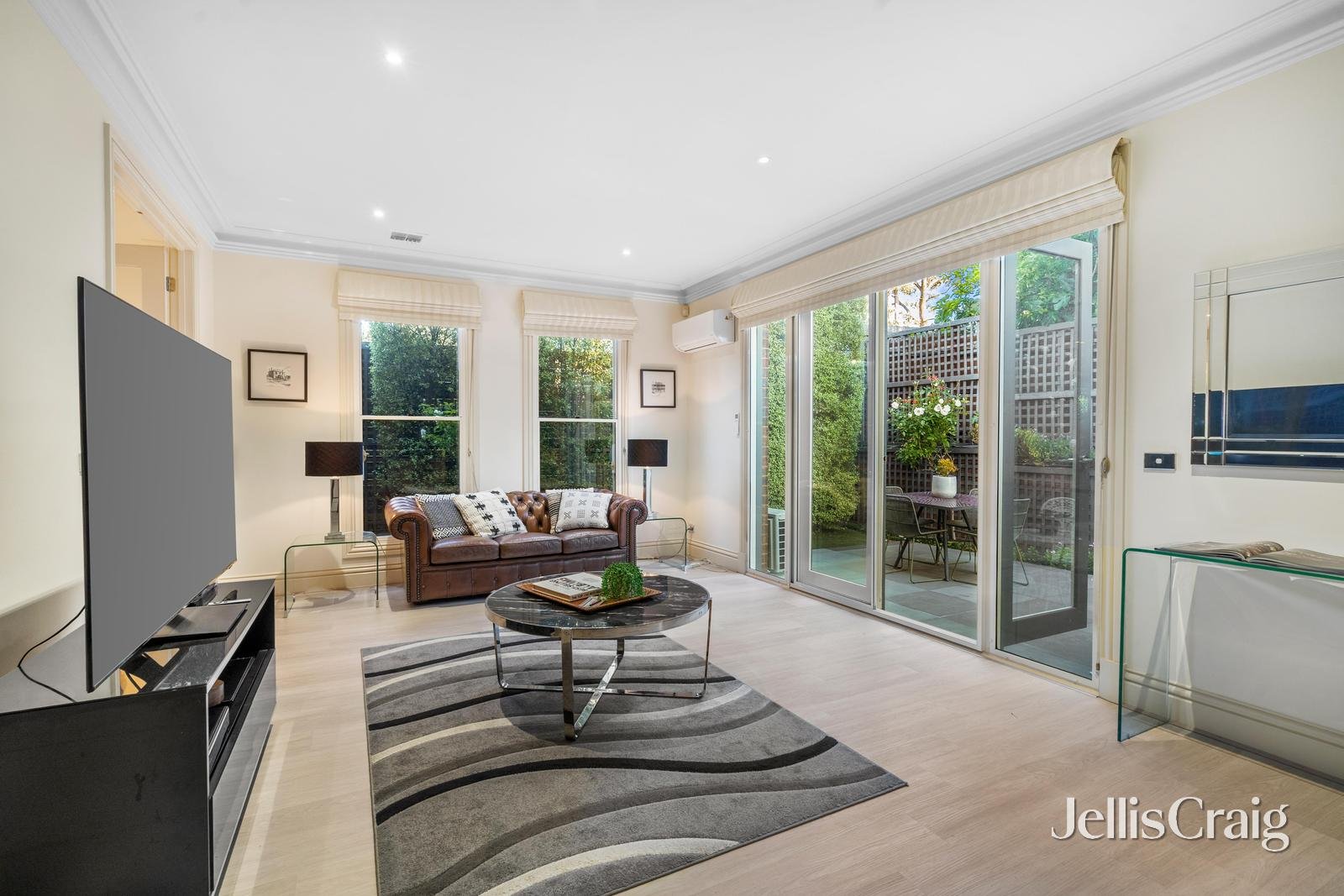 2 Mont Close, Doncaster East image 3