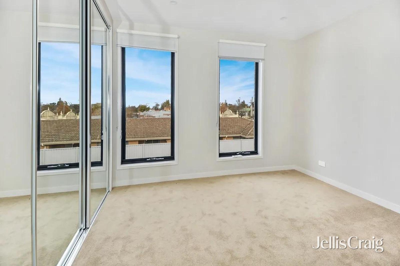 2 Monteith Place, Ballarat&nbsp;Central image 6