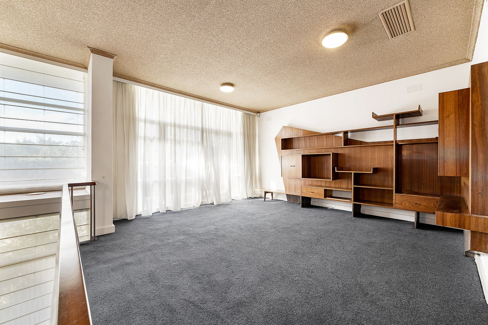 Property Gallery Thumbnail 5