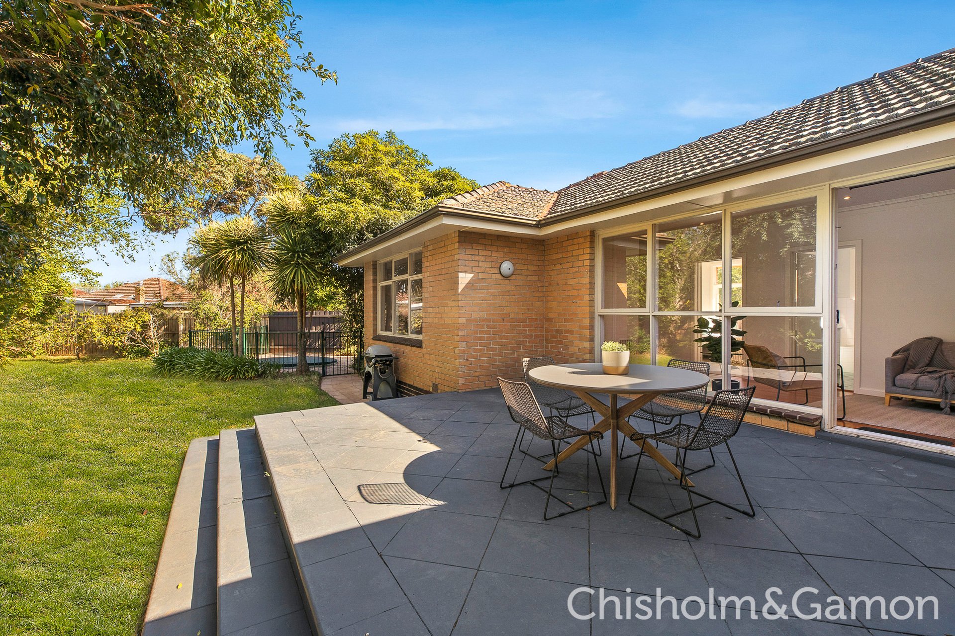 2 Moonda Grove, Cheltenham image 6
