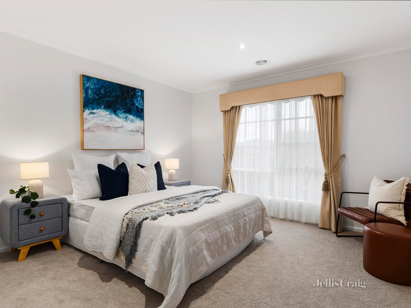 2 Moore Drive, Doncaster East image 8