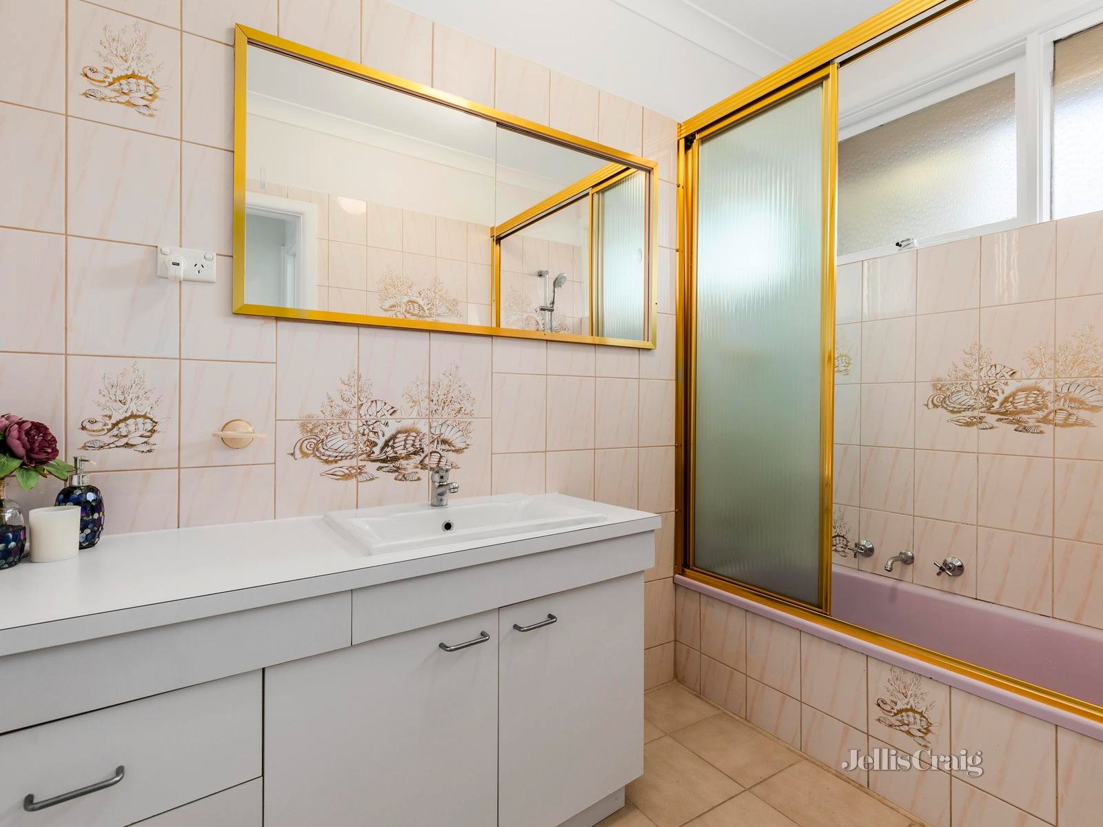 2 Moore Drive, Doncaster East image 9