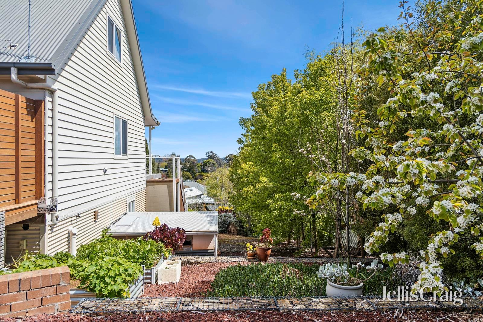 2 Morella Court, Daylesford image 16