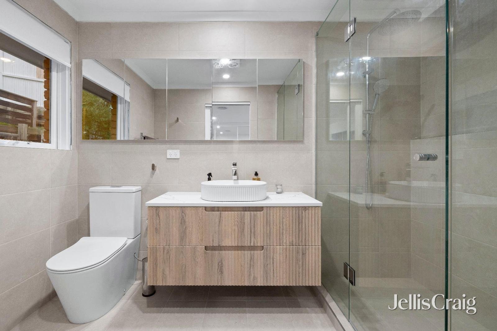 2 Morris Street, Blairgowrie image 11