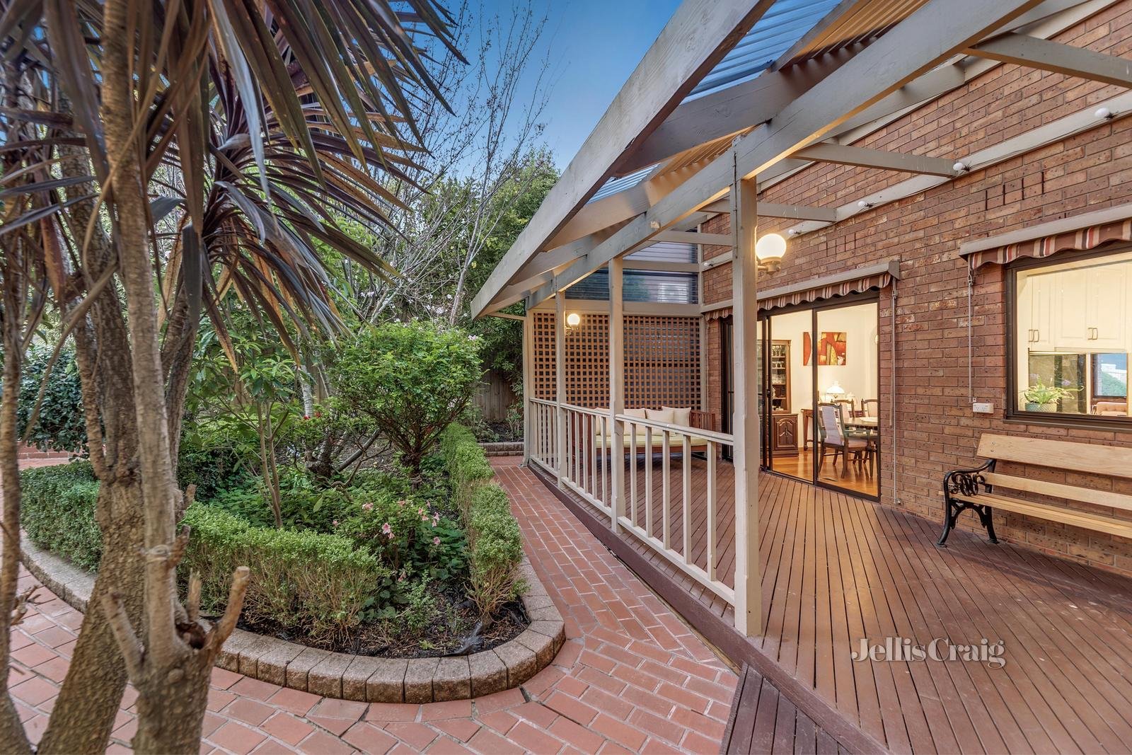 2 Mountleigh Court, Glen Waverley image 12