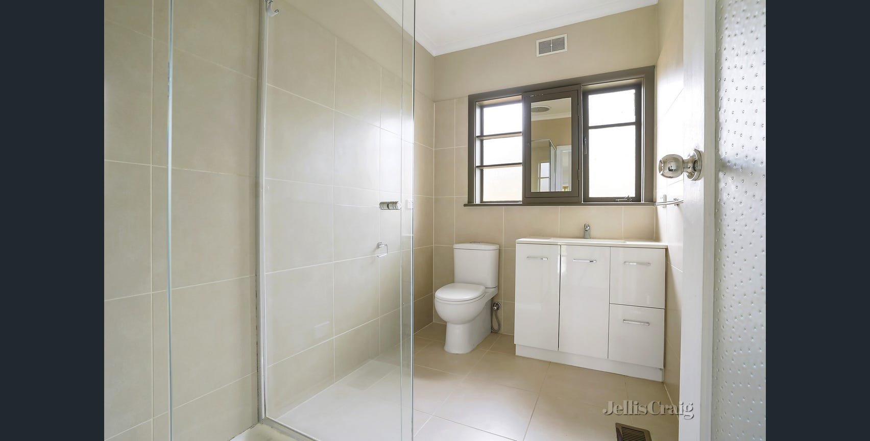 2 Murdo Road, Clayton image 6
