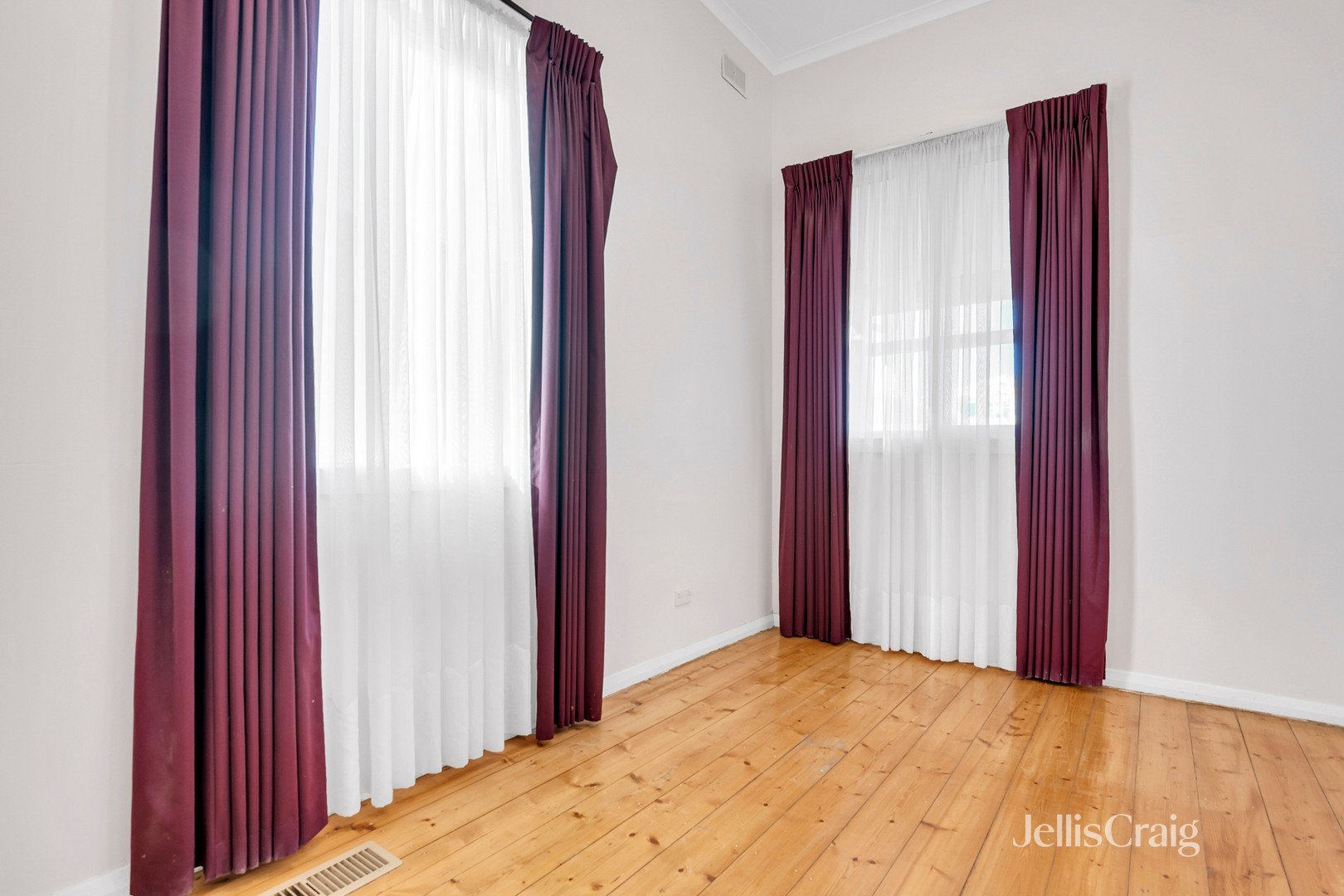 2 Murray Street, Coburg image 7