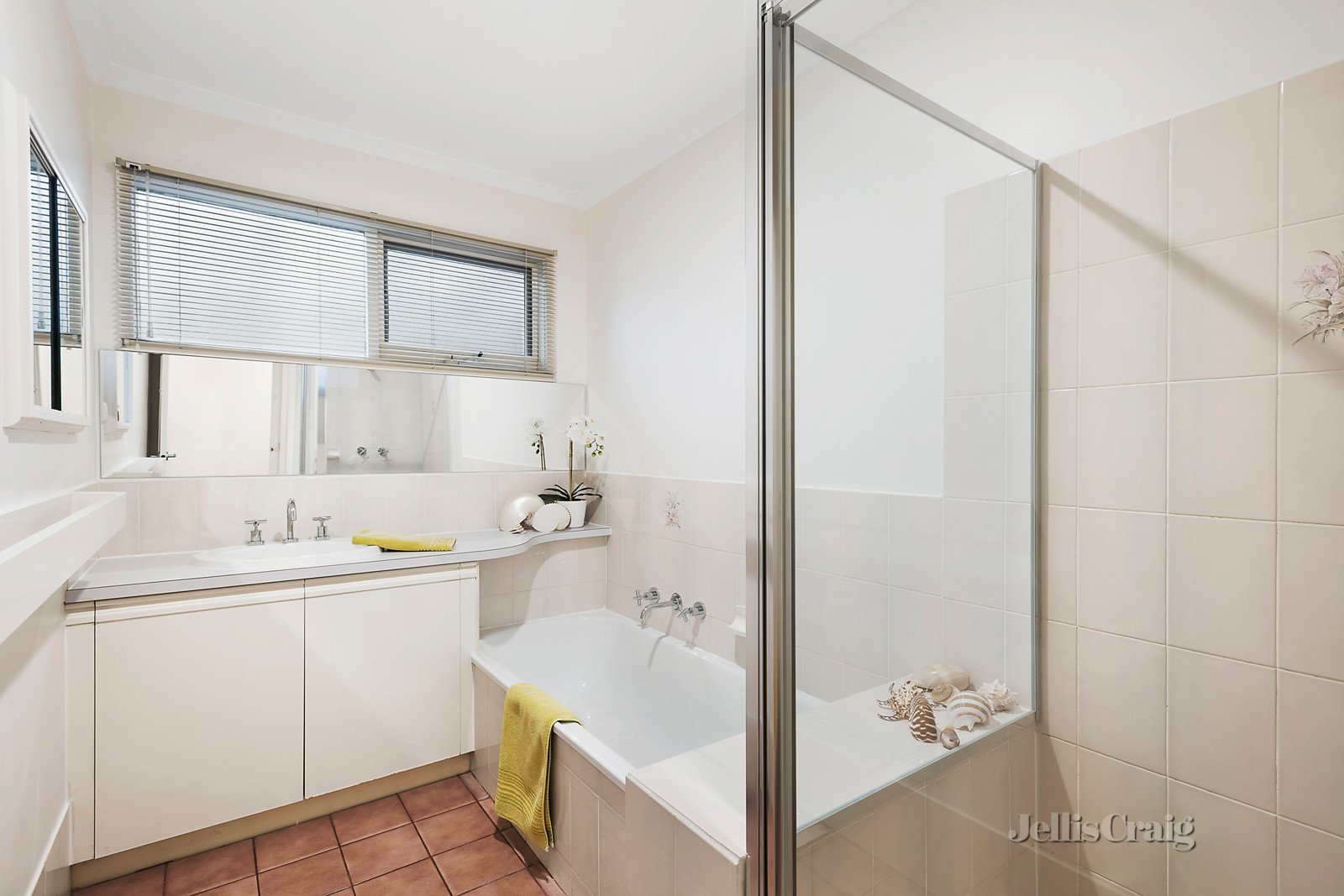 2 Murrindal Close, Eltham North image 7