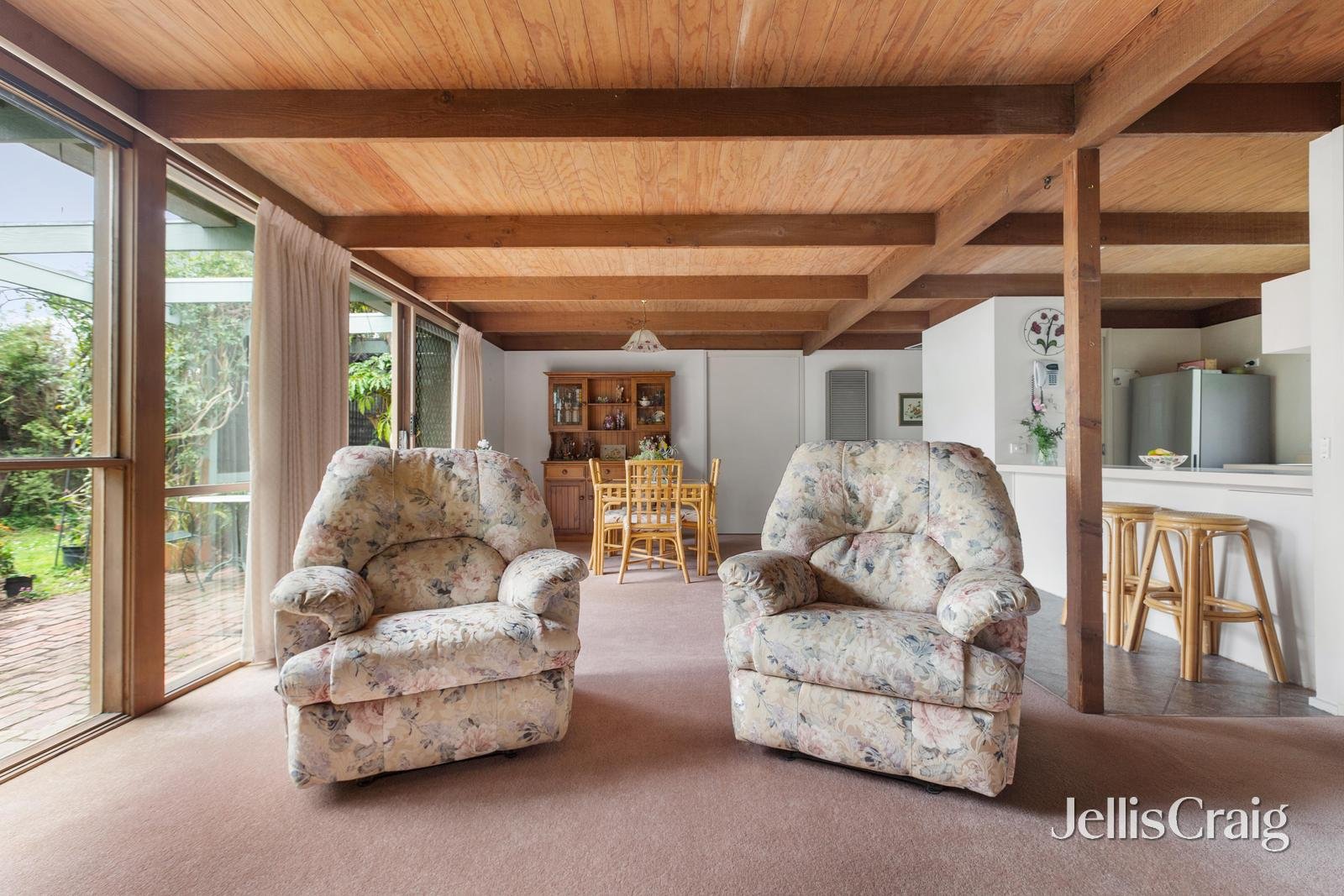 2 Myoora Court, Greensborough image 7