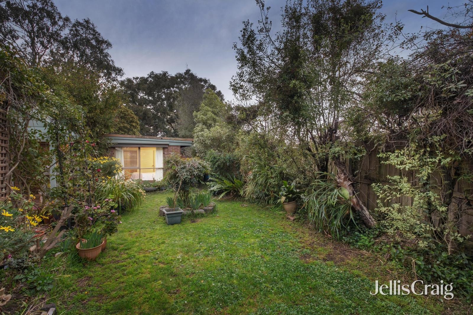2 Myoora Court, Greensborough image 14
