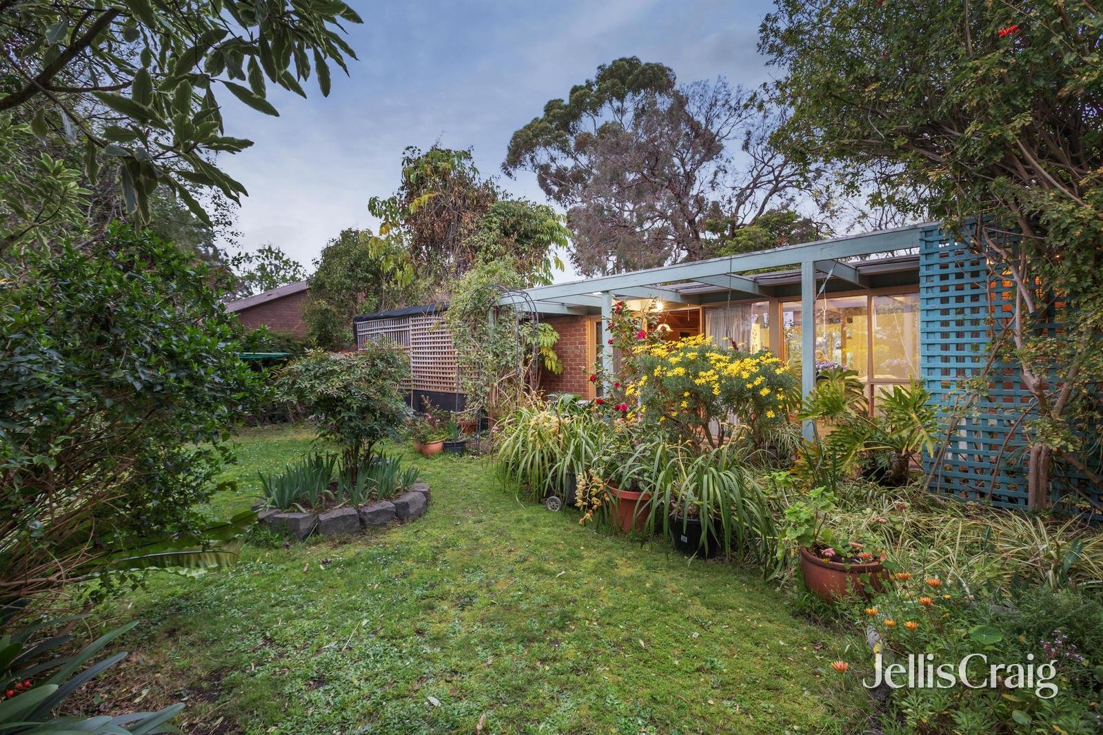 2 Myoora Court, Greensborough image 15