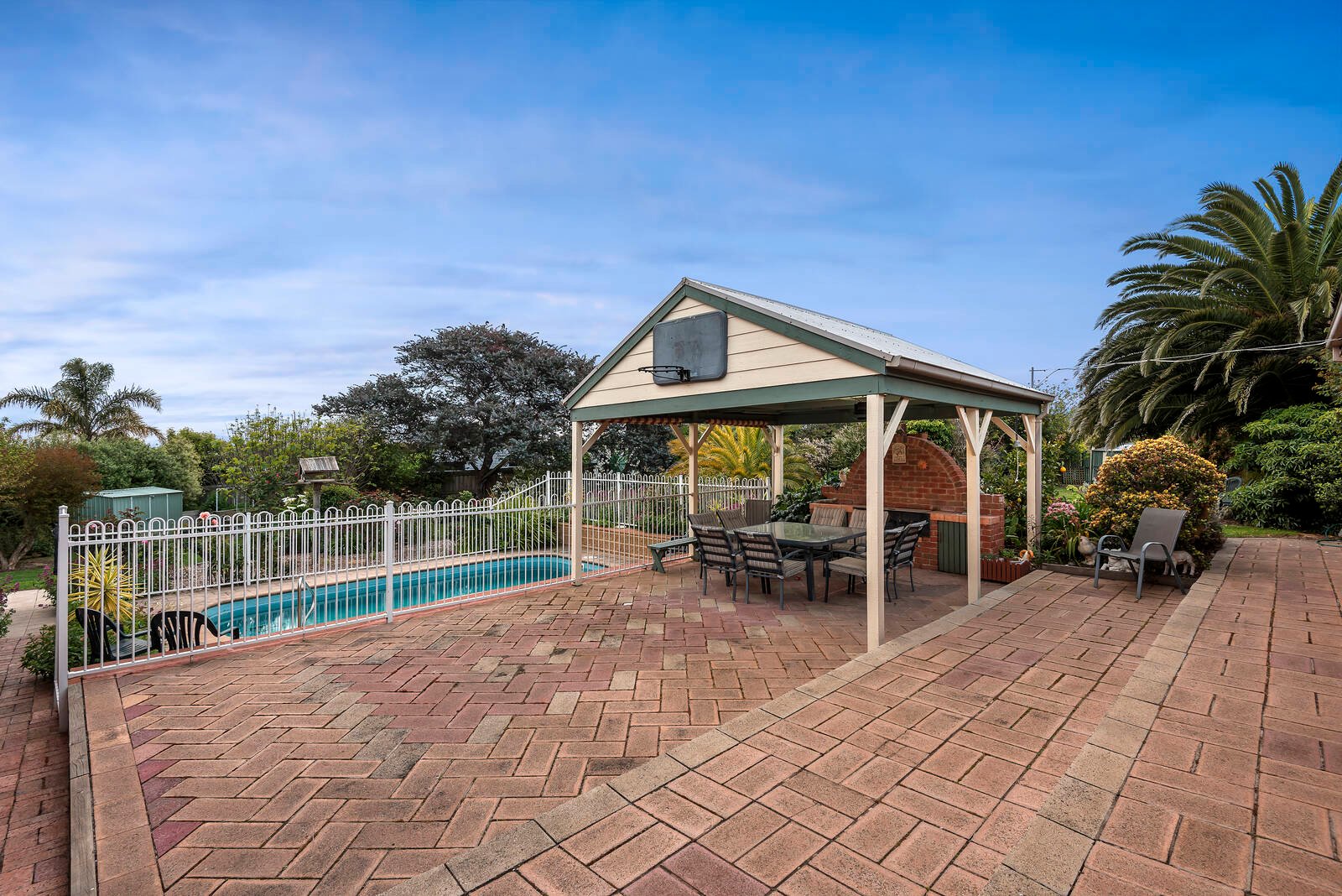 Property Gallery Thumbnail 14