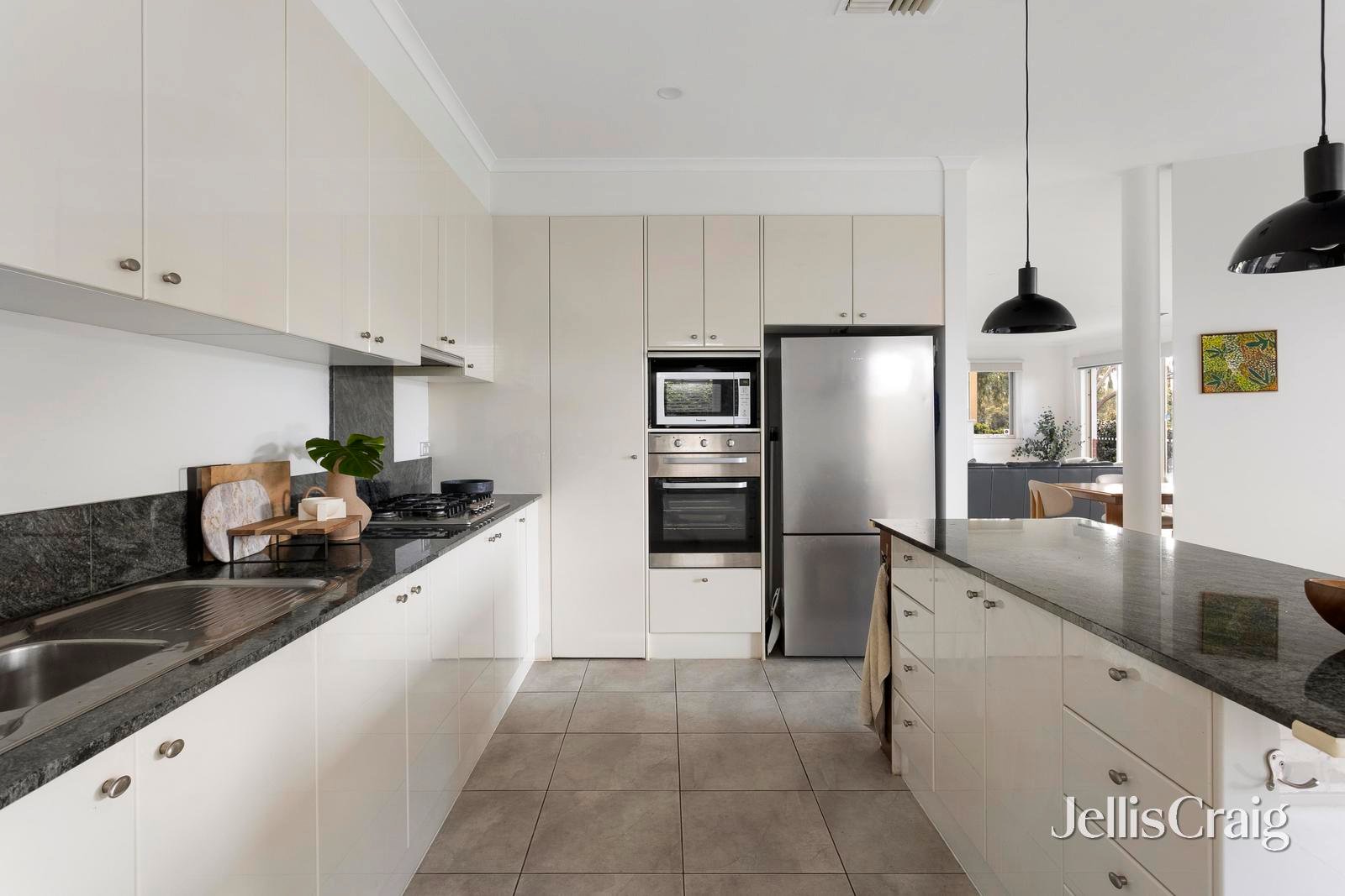 2 Narooma Place, Port&nbsp;Melbourne image 8