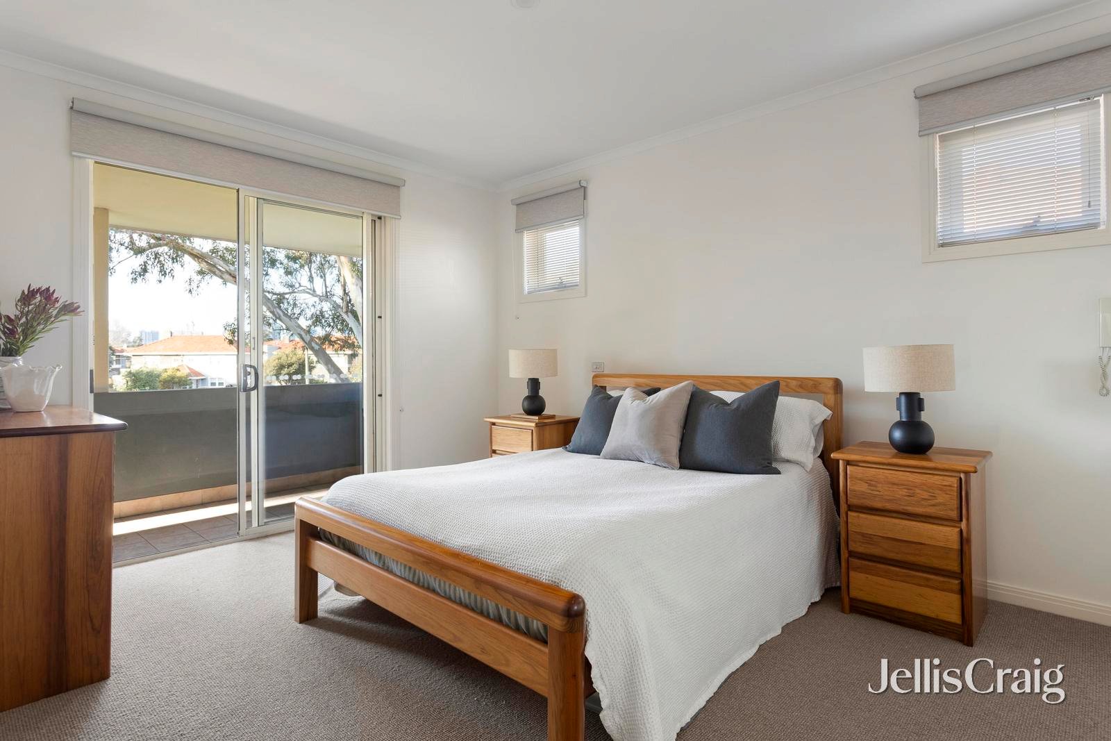 2 Narooma Place, Port&nbsp;Melbourne image 11