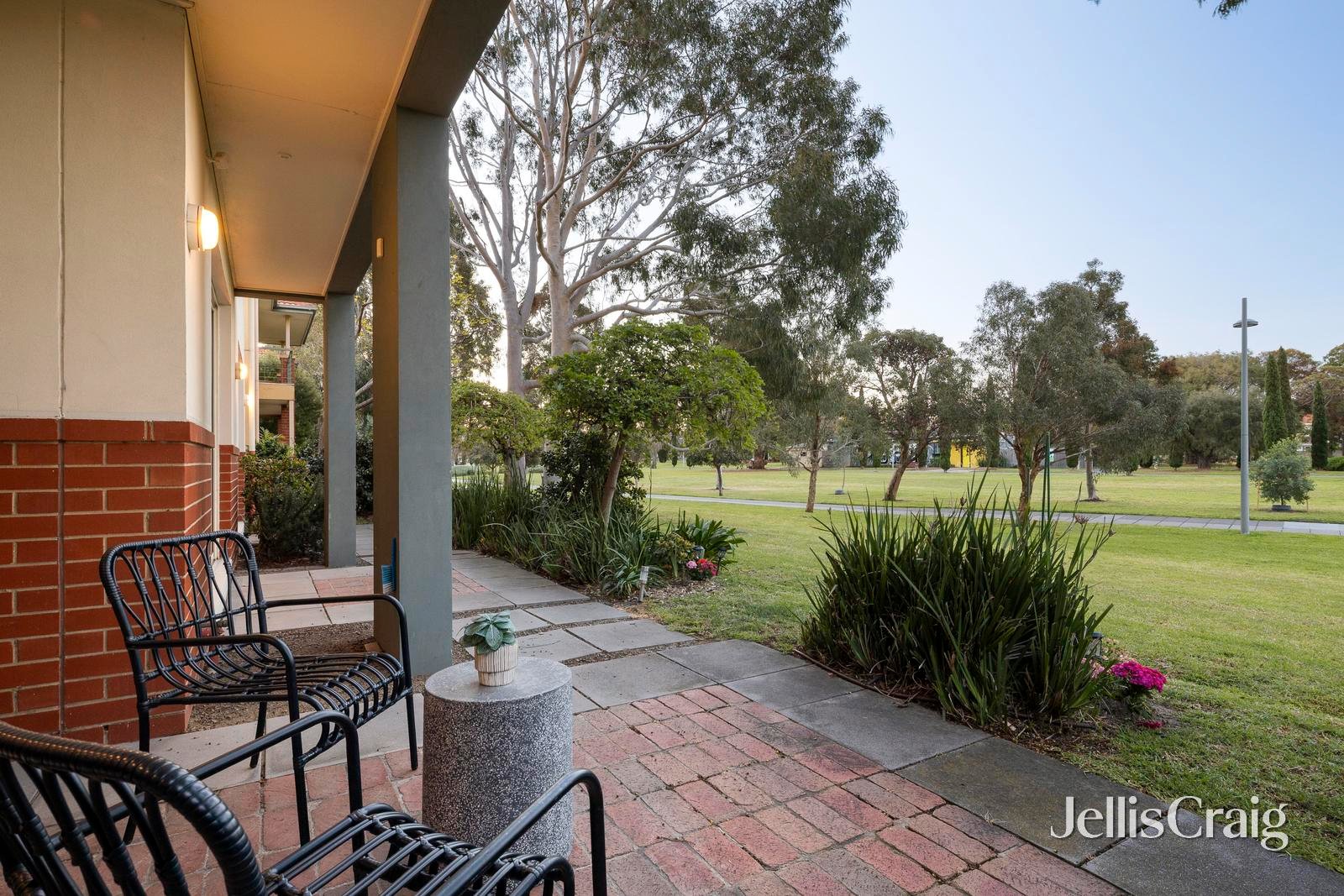 2 Narooma Place, Port&nbsp;Melbourne image 18