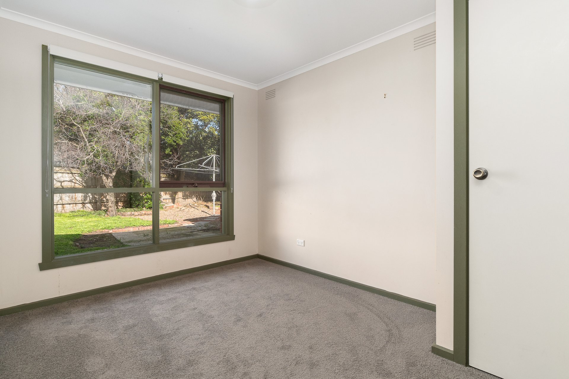 2 Nepean Place, Mornington image 10