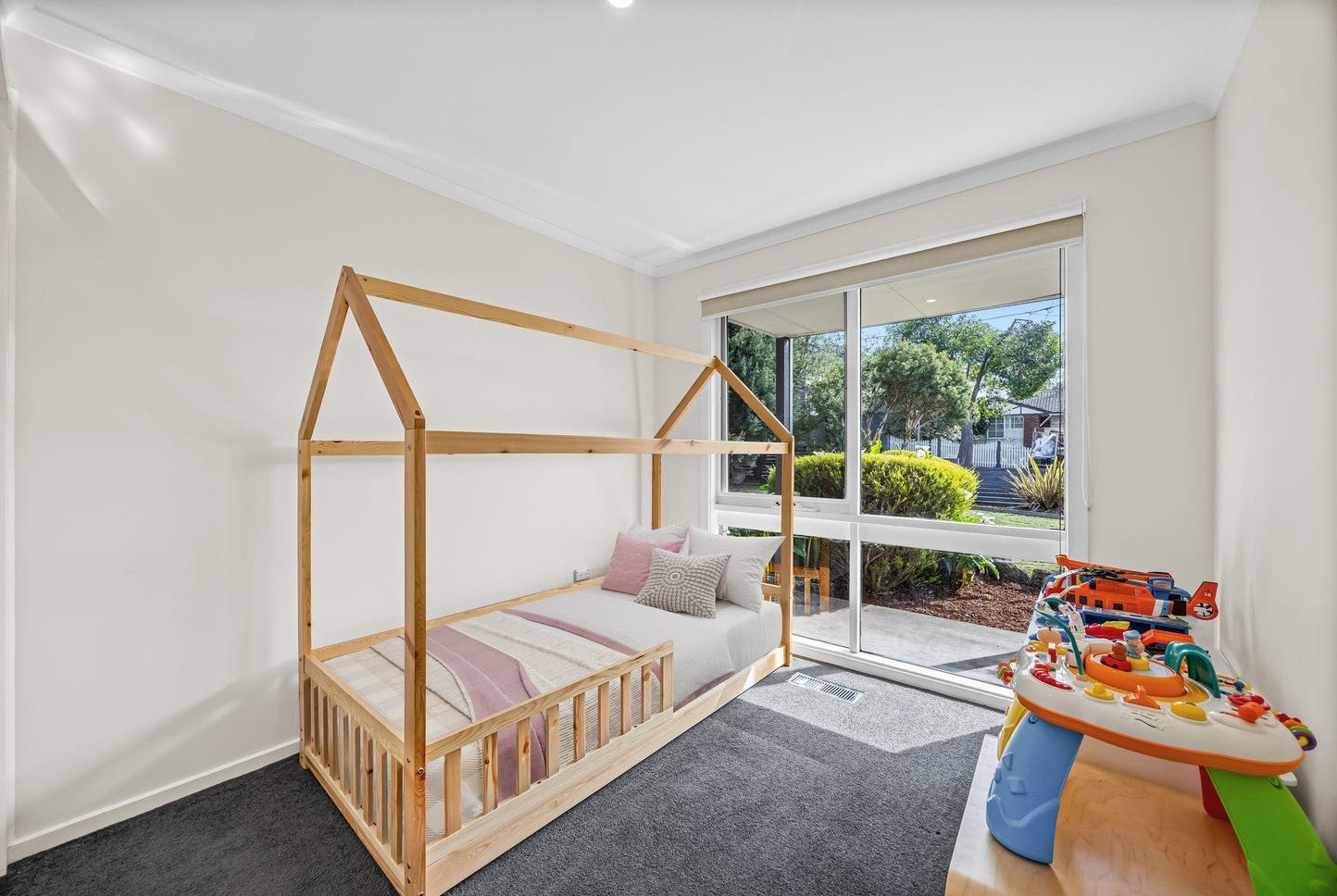 2 Nerida Road, Ringwood image 11