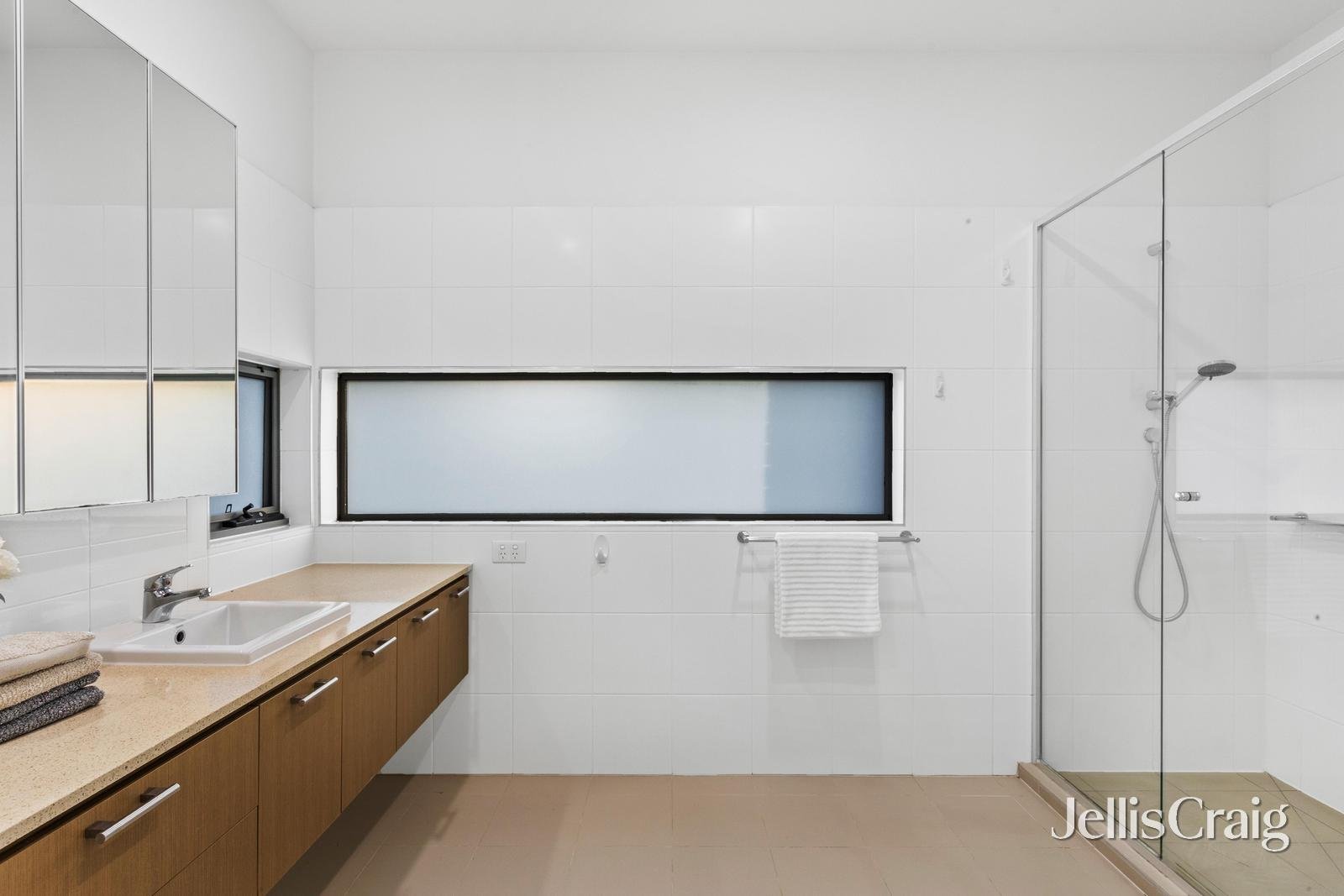2 Newcastle Drive, Mulgrave image 7