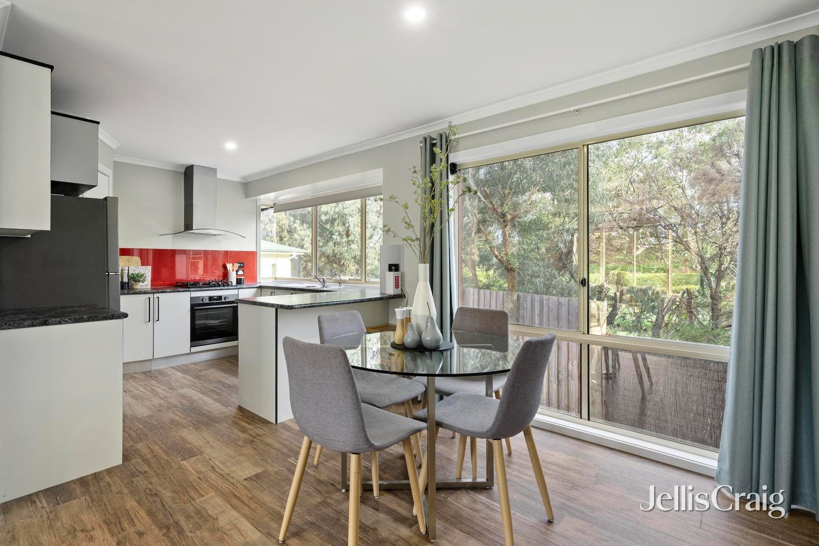 2 Nicholson Lane, Lilydale image 3