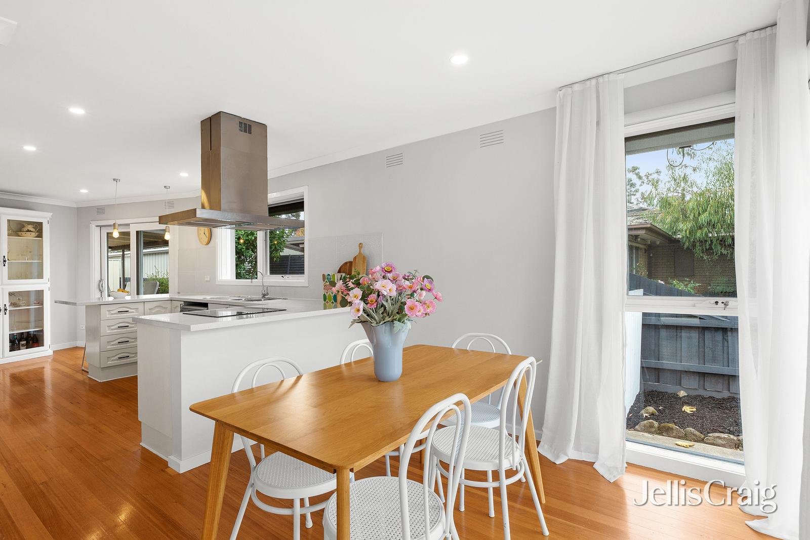 2 Nola Court, Croydon image 4