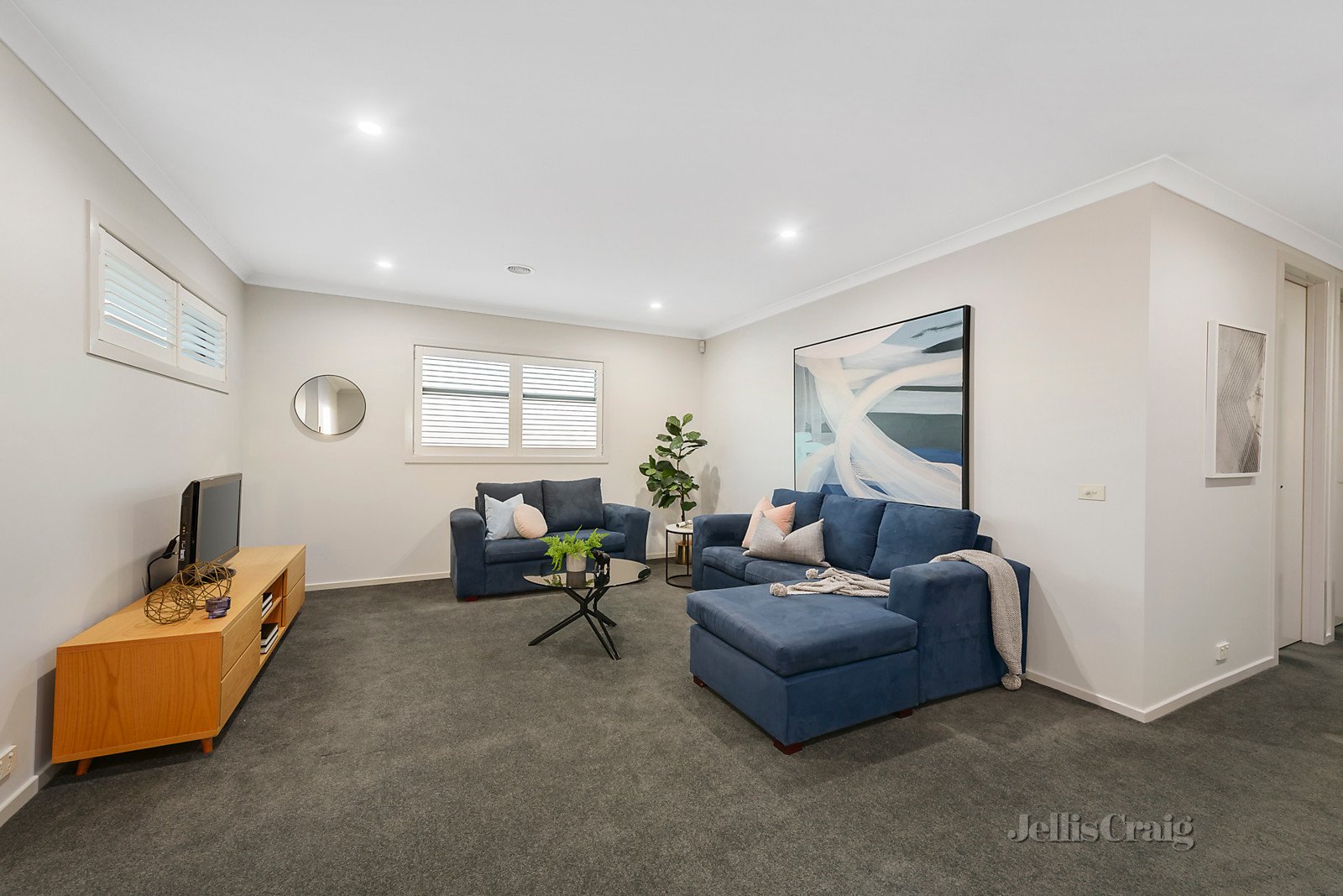 2 Normdale Road, Bentleigh East image 6