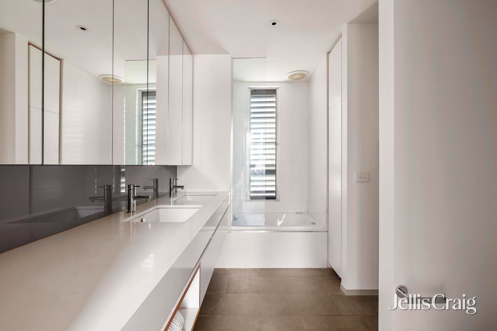 2 North Terrace, Clifton&nbsp;Hill image 15