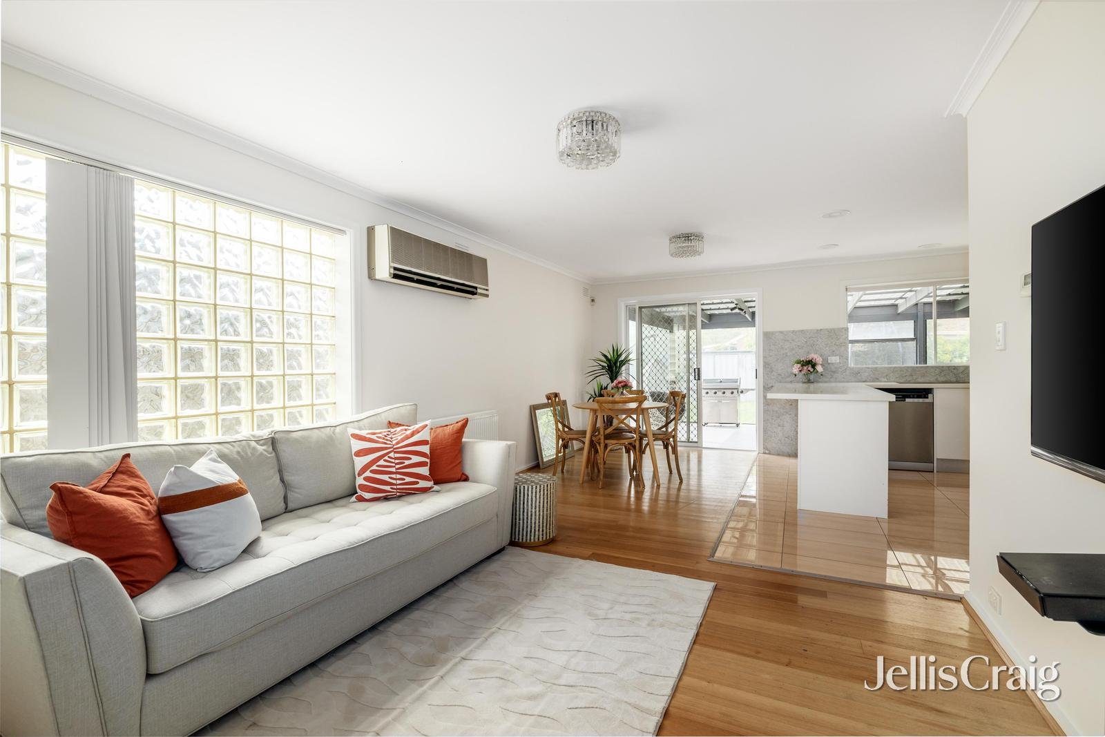 2 Northam Street, Glen Waverley image 4