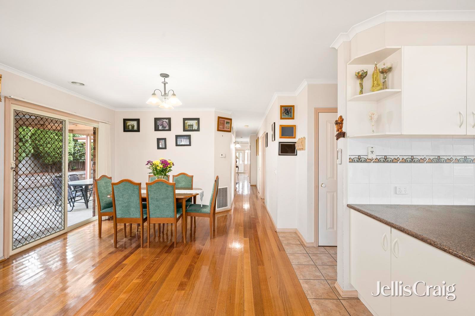 2 Norwich Close, Chirnside Park image 5