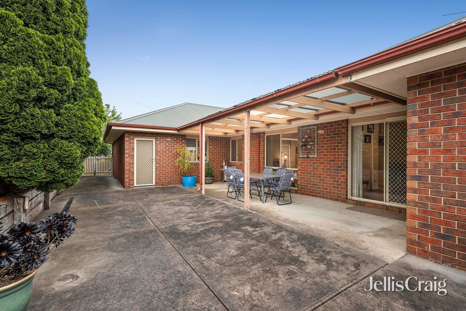 2 Norwich Close, Chirnside Park image 10