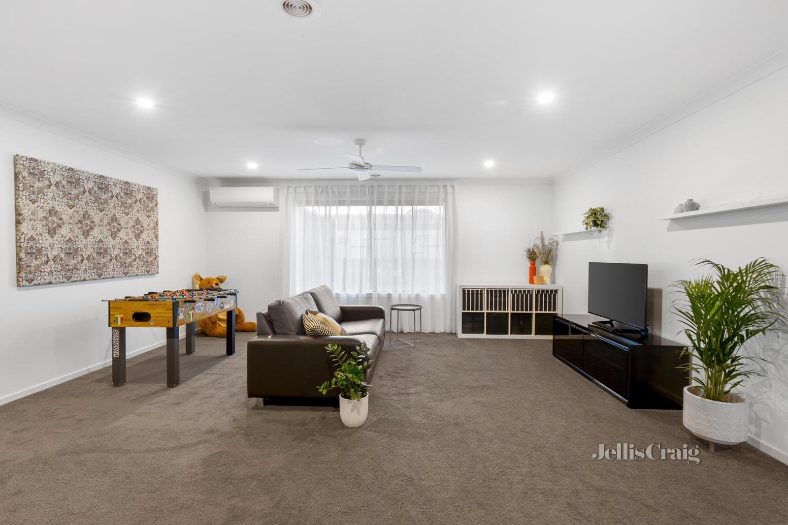 2 Oliver Avenue, Blackburn image 4