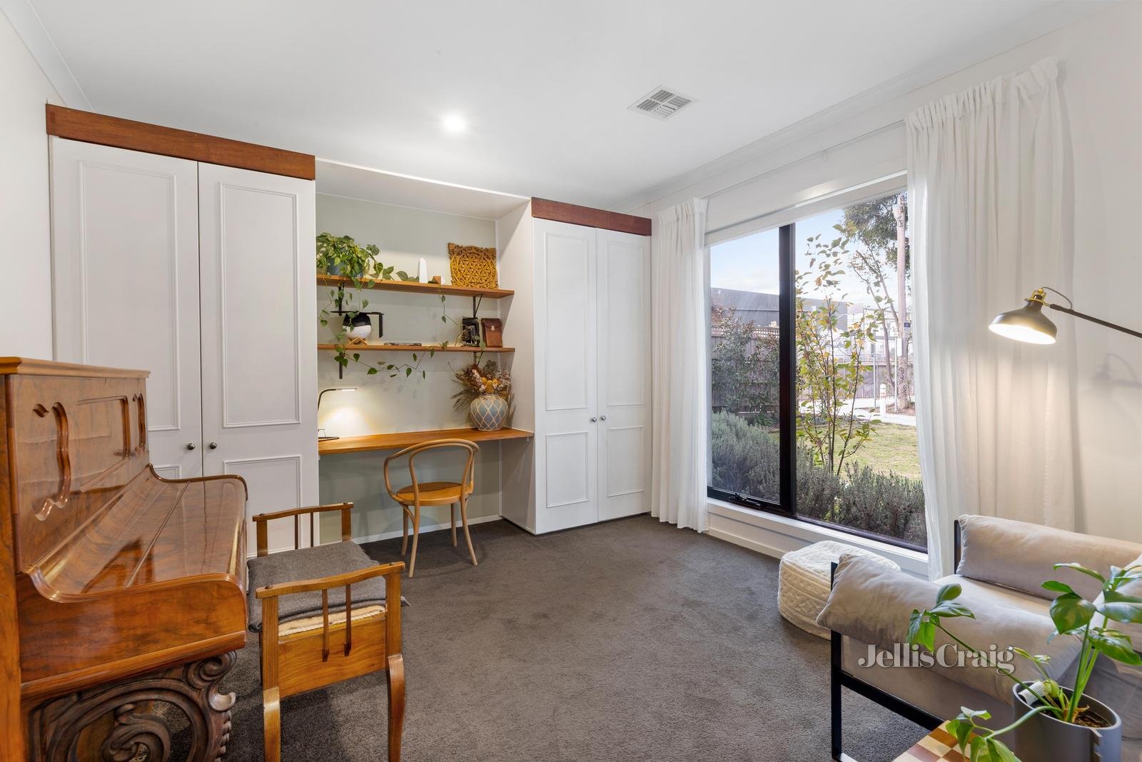 2 Oliver Avenue, Blackburn image 7
