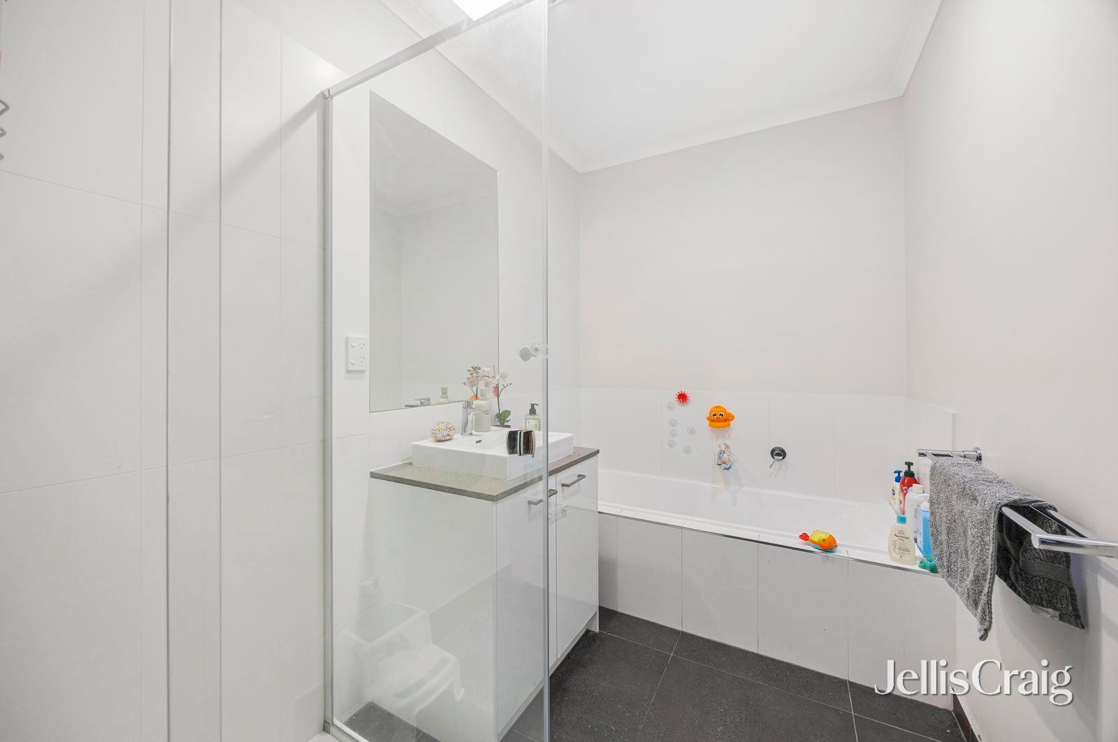 2 Opal Street, Alfredton image 7