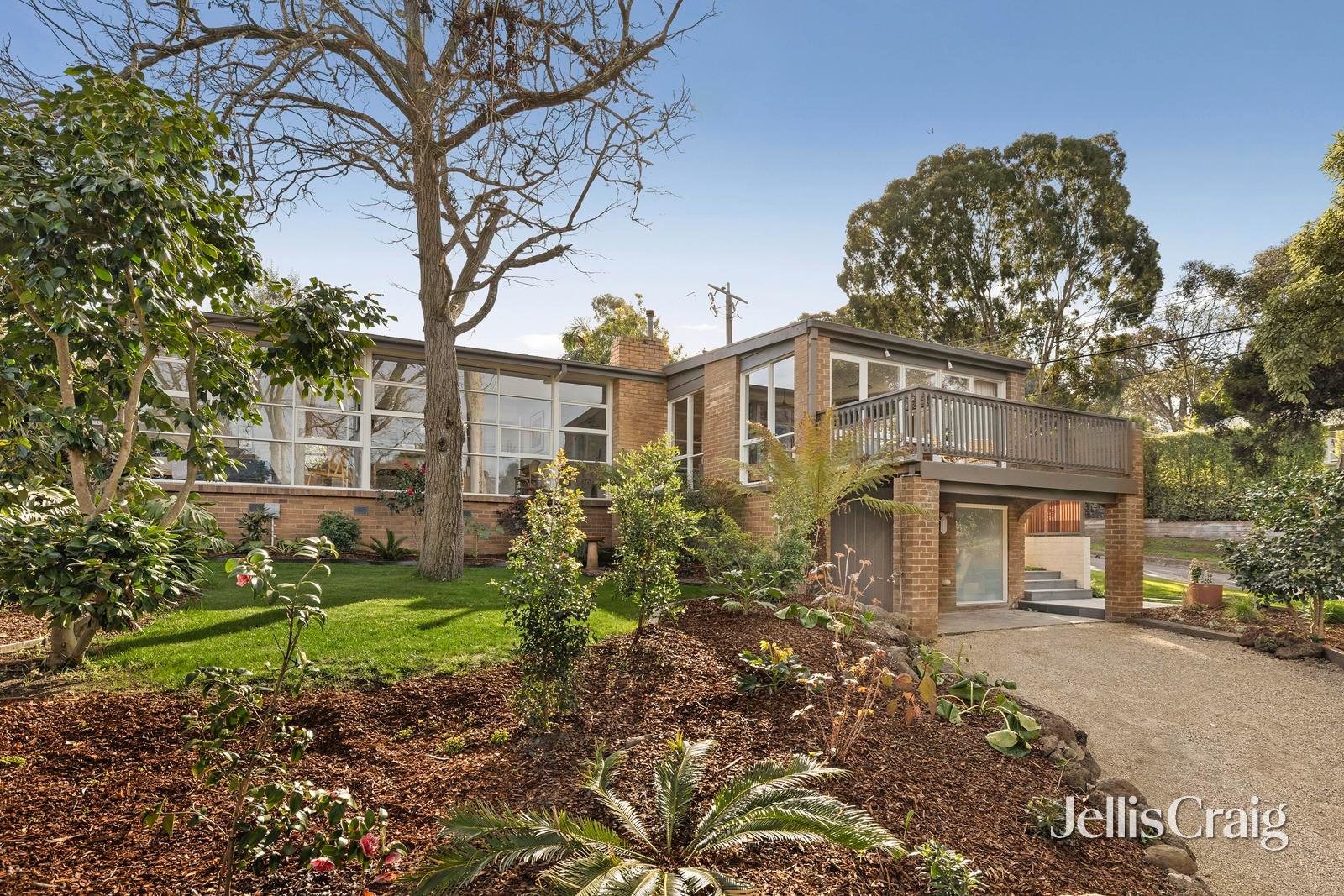 2 Orchard Grove, Heathmont image 1