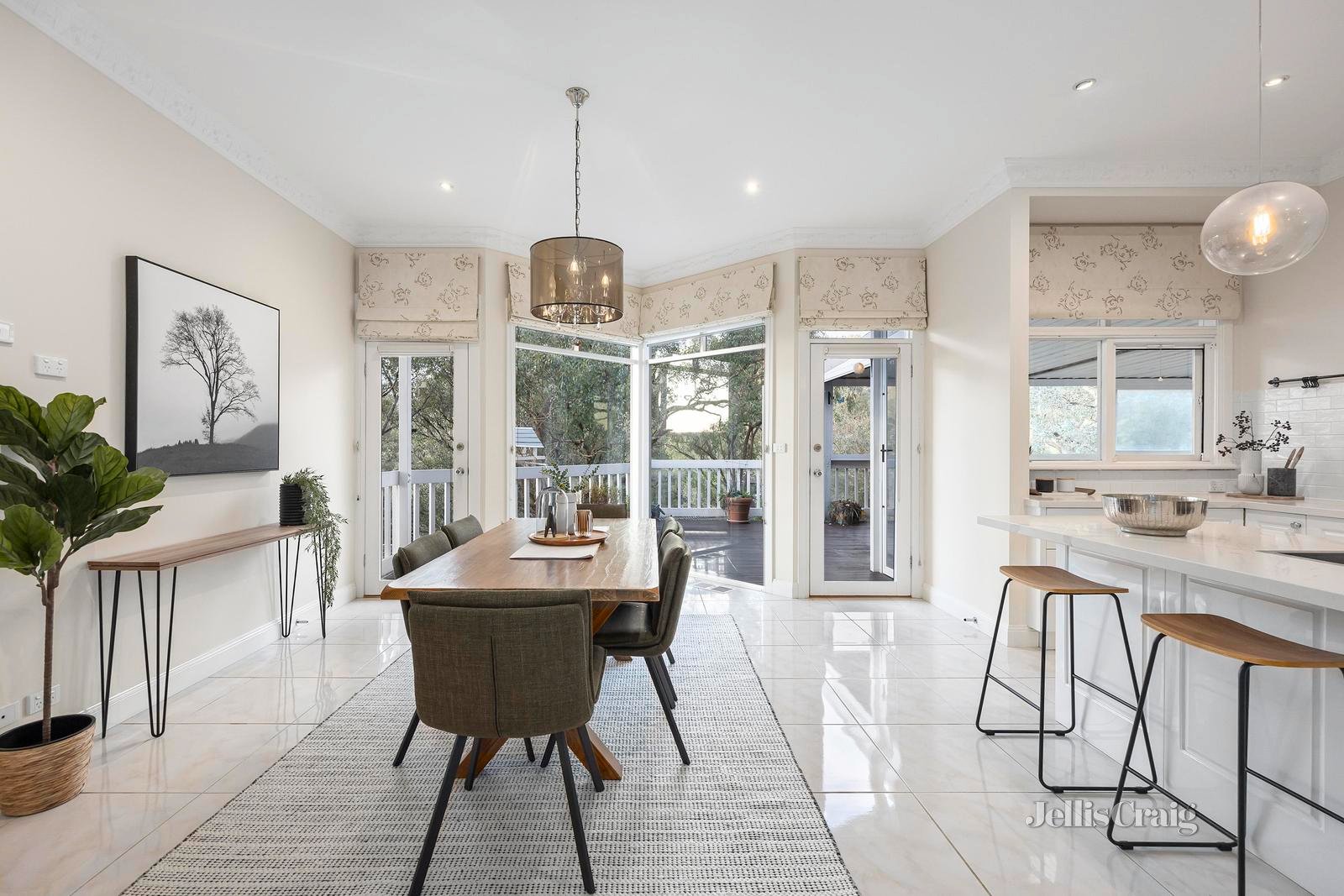 2 Orchid Way, Hurstbridge image 3