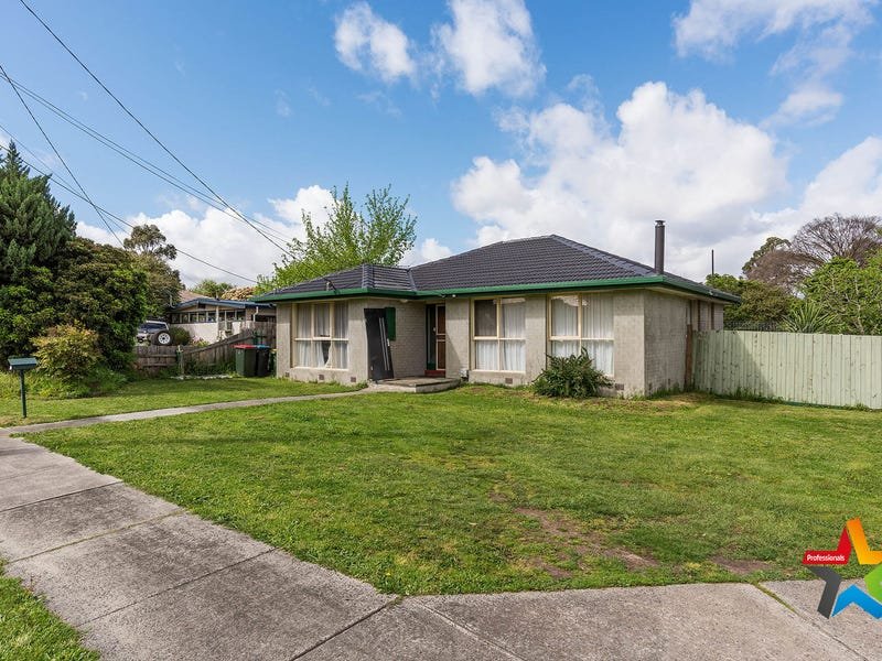 2 Orna Street, Ferntree Gully image 1