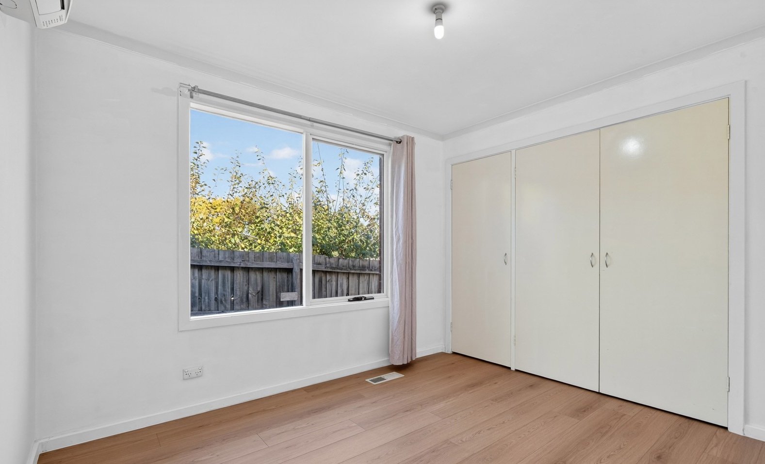 2 Outhwaite Avenue, Doncaster image 7