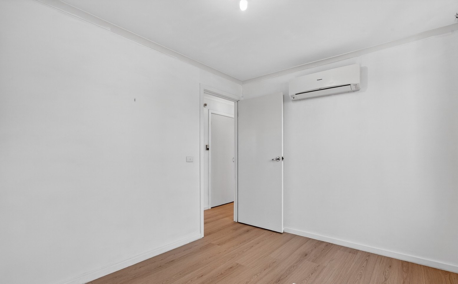 2 Outhwaite Avenue, Doncaster image 5