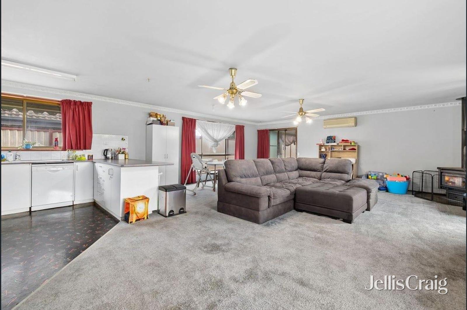 2 Owen Court, Sebastopol image 3
