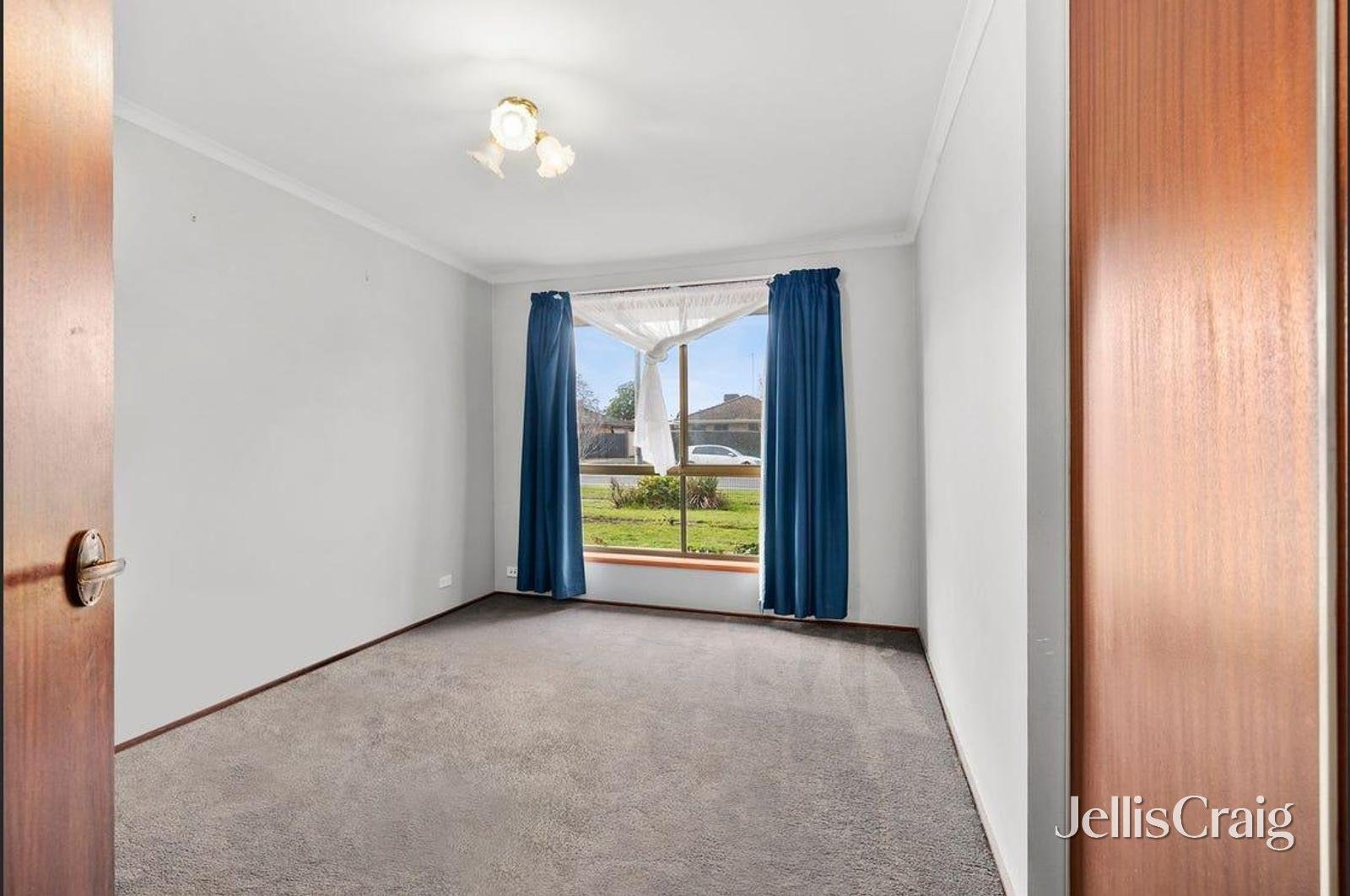 2 Owen Court, Sebastopol image 5