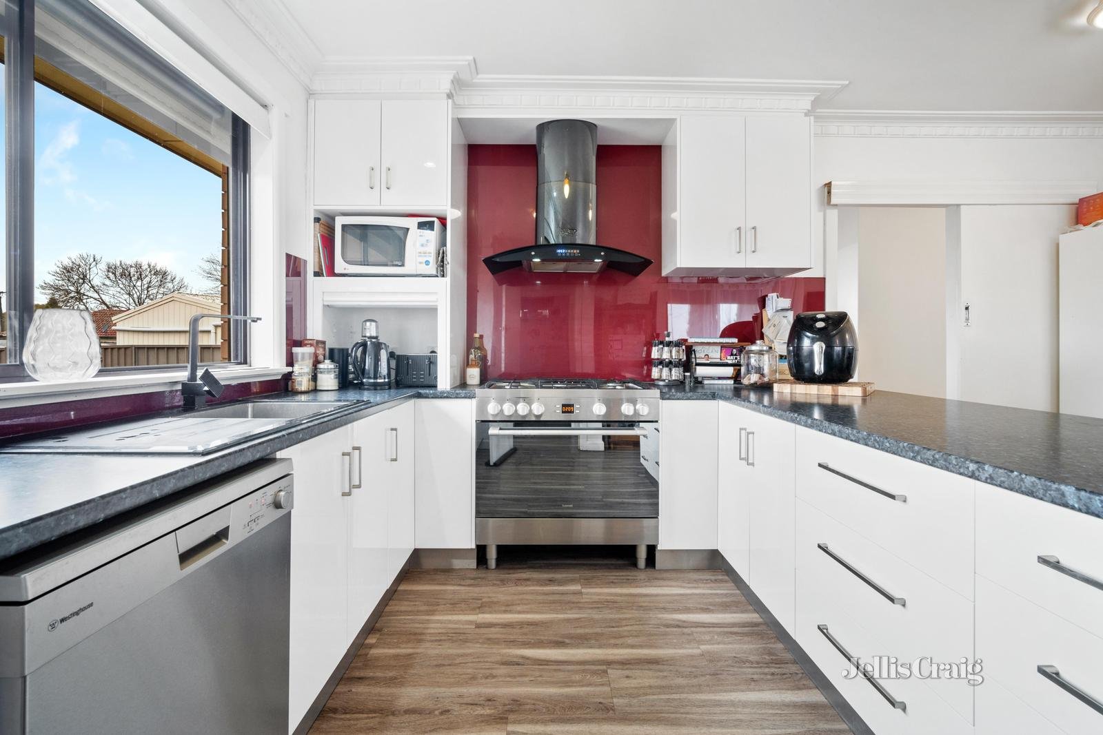 2 Oxford Street, Wendouree image 3